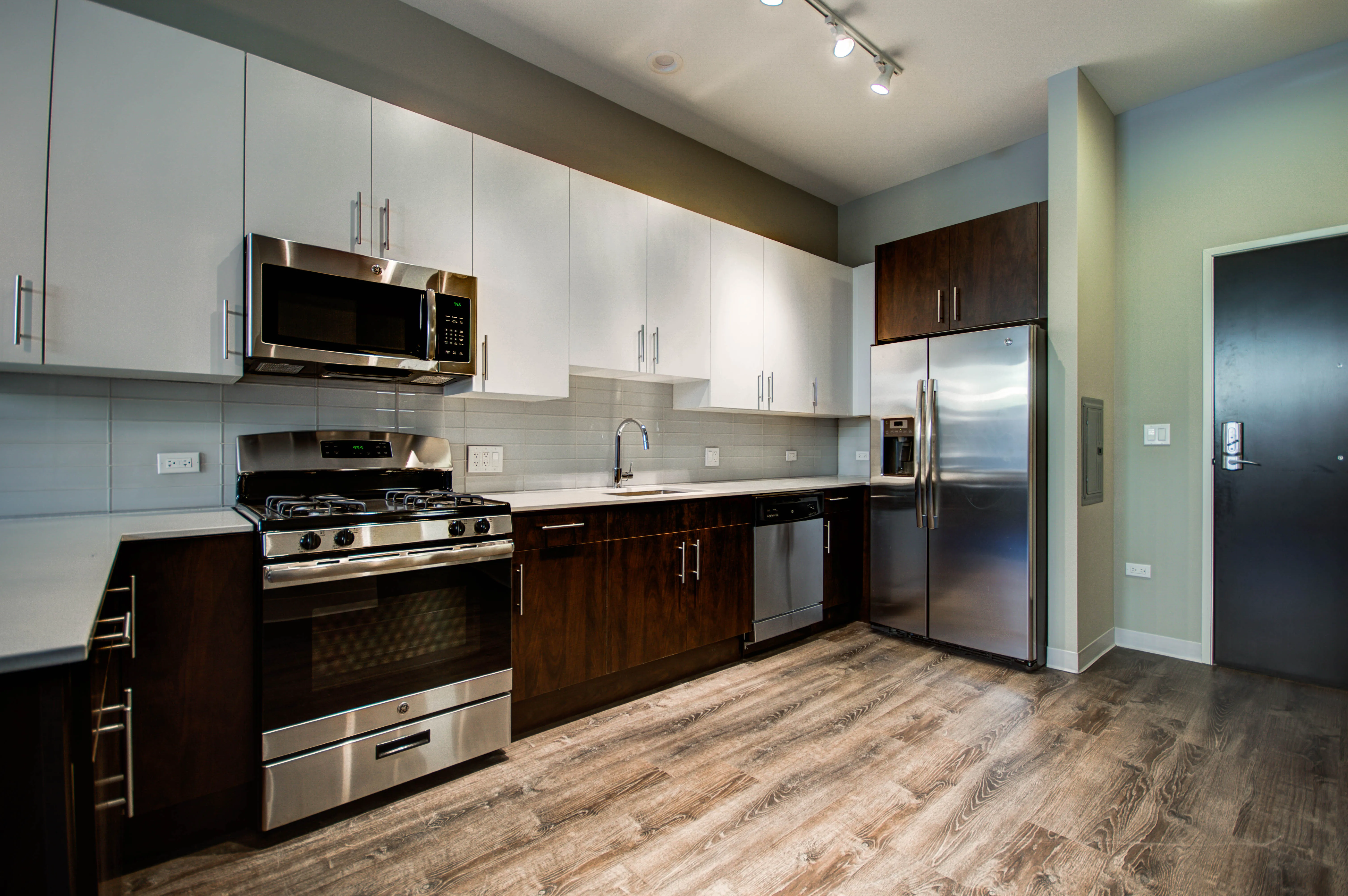 851 W Grand Ave, ,  60642, USA 60642-unit#303-Chicago-IL