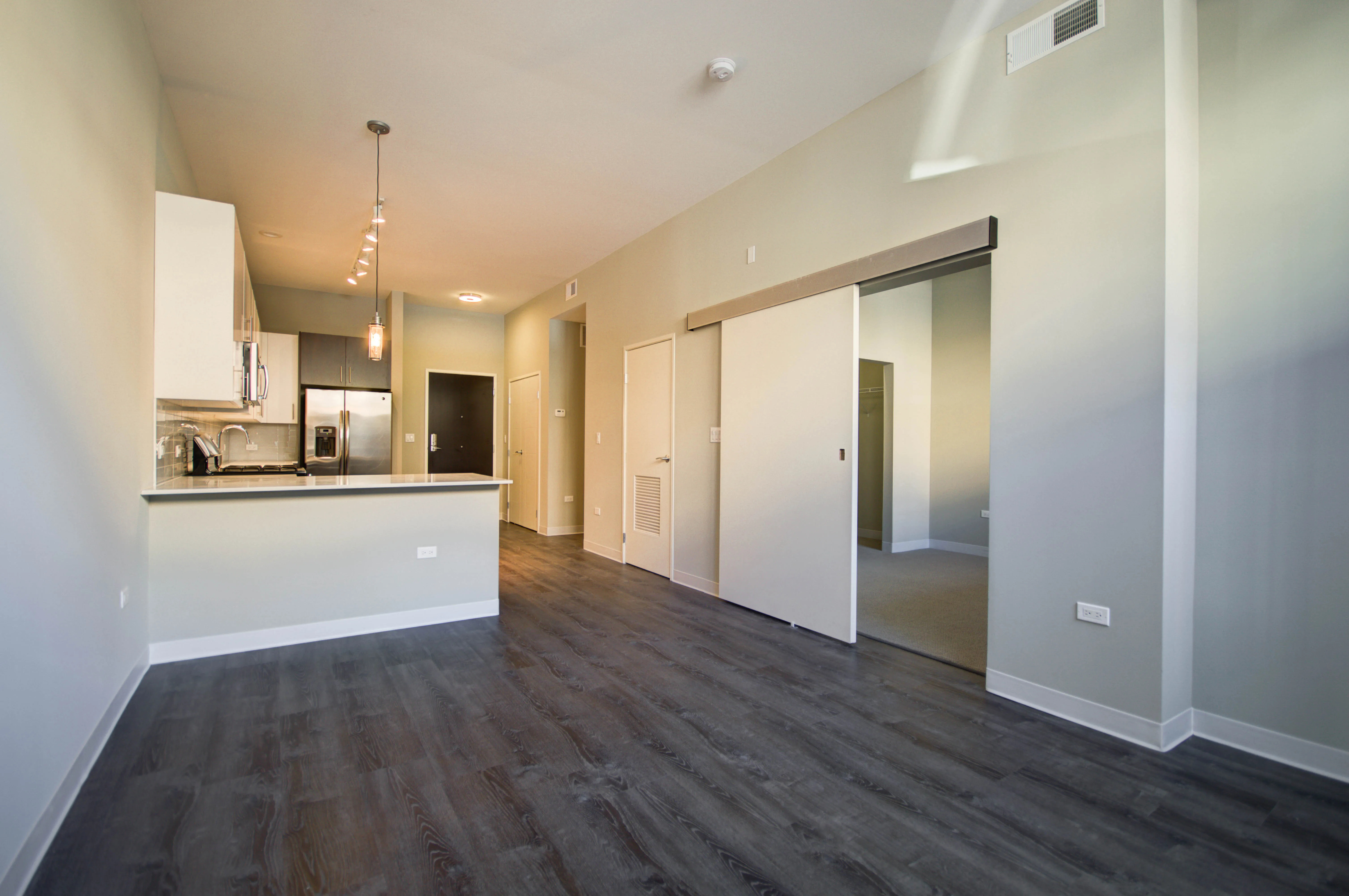 851 W Grand Ave, ,  60642, USA 60642-unit#303-Chicago-IL