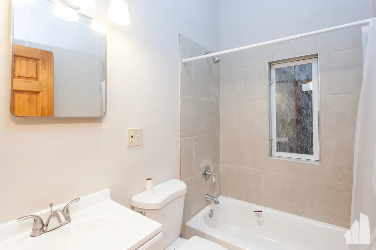 1016 W Fry St, ,  60642, USA 60642-unit#1F-Chicago-IL