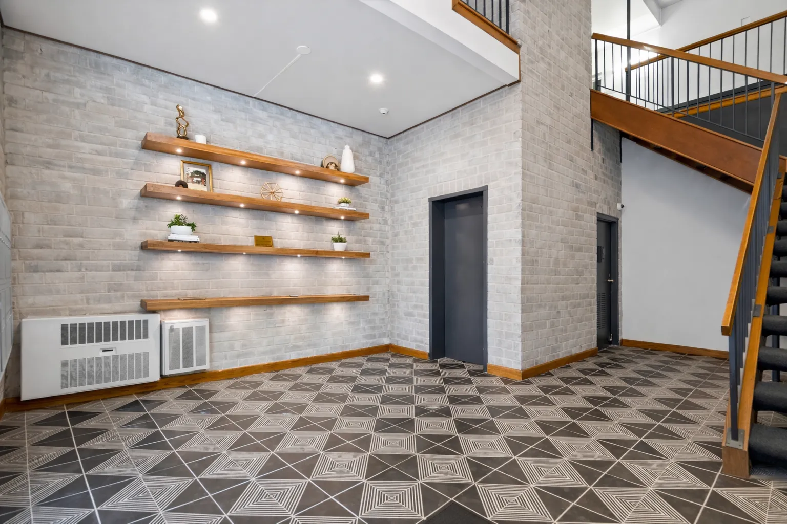 5202 Washington St, ,  60515, USA 60515-unit#308R-Downers Grove-IL