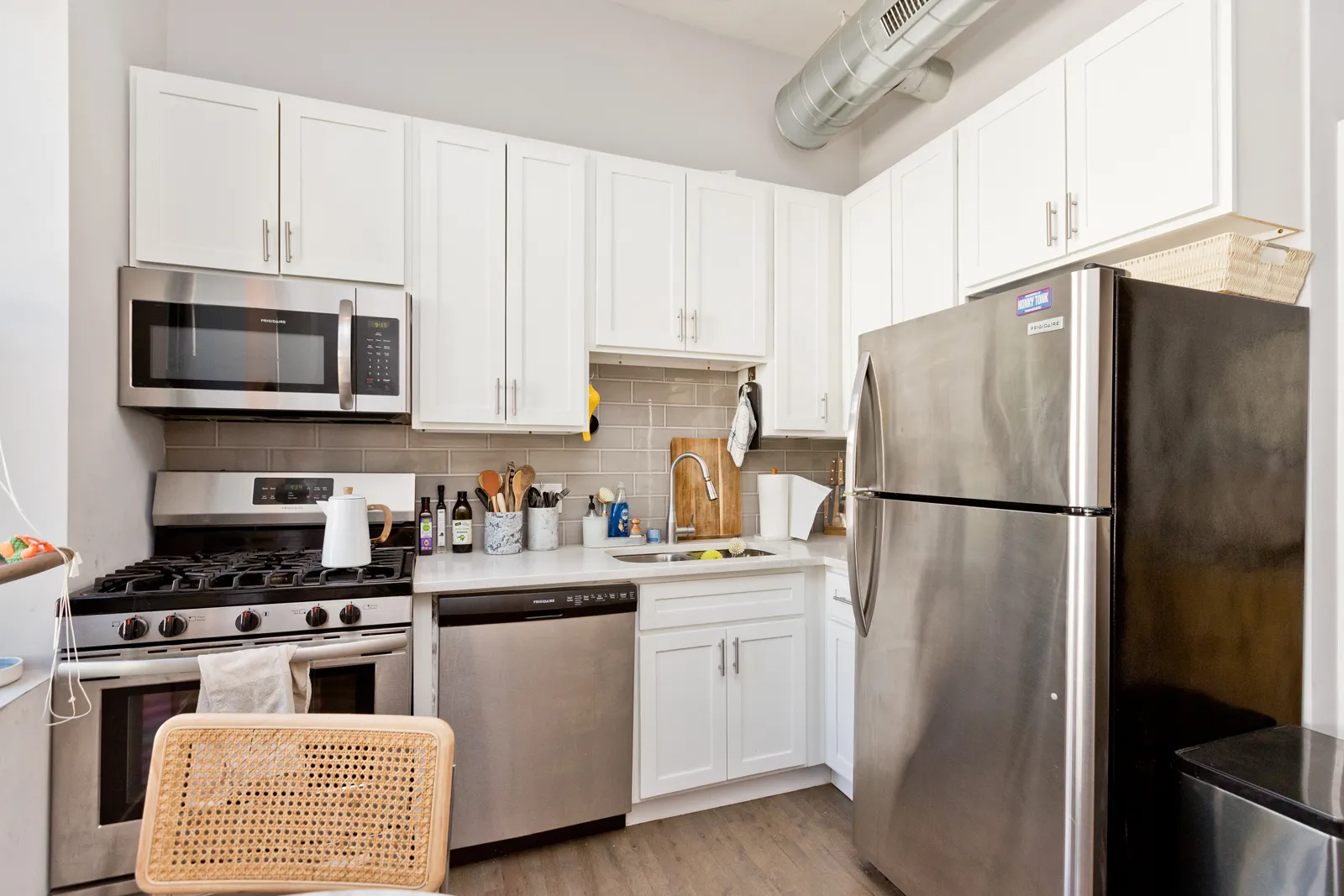 1044 W 18th St, ,  60608, USA 60608-unit#2R-Chicago-IL