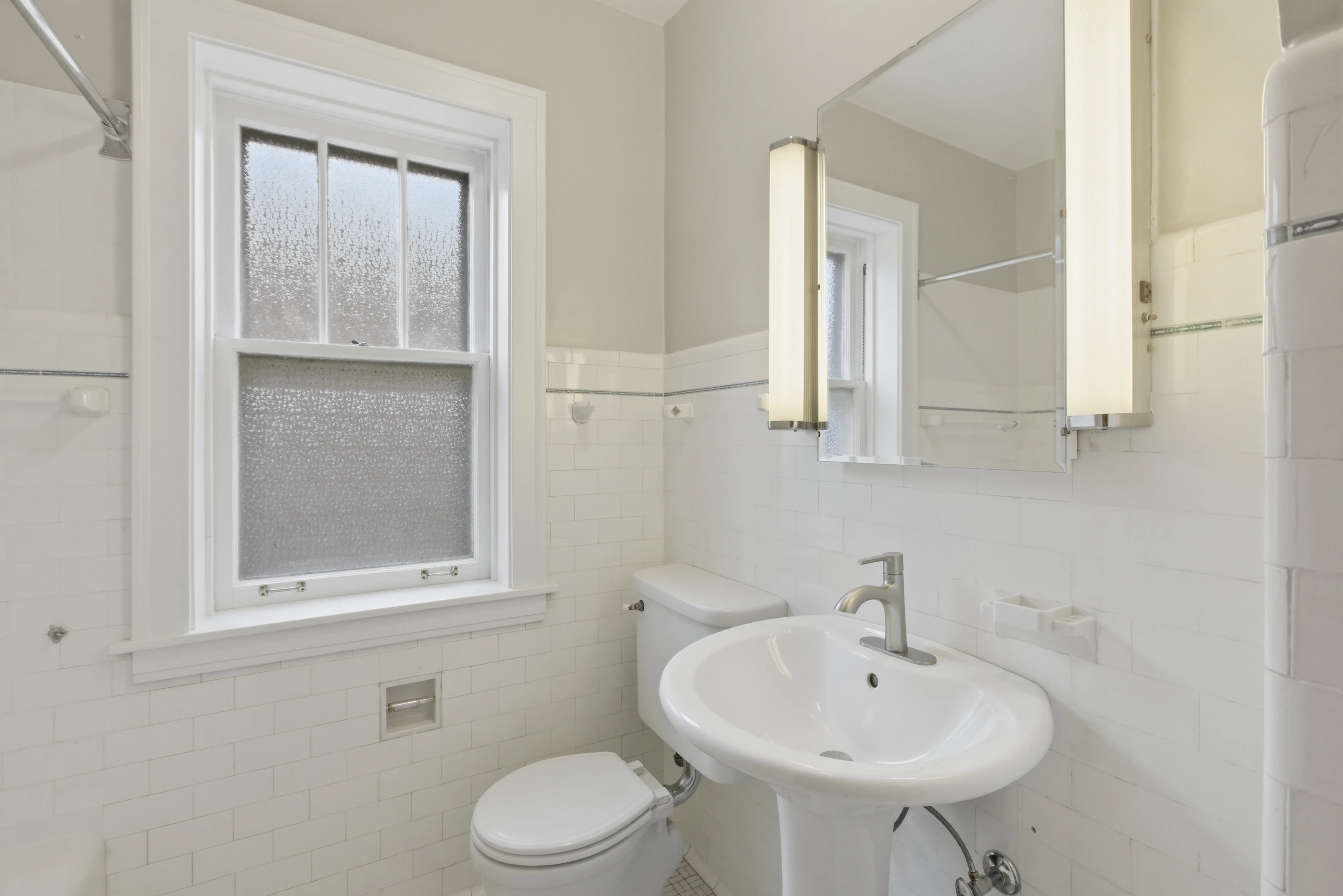 814 Mulford St, ,  60202, USA 60202-unit#1F-Evanston-IL