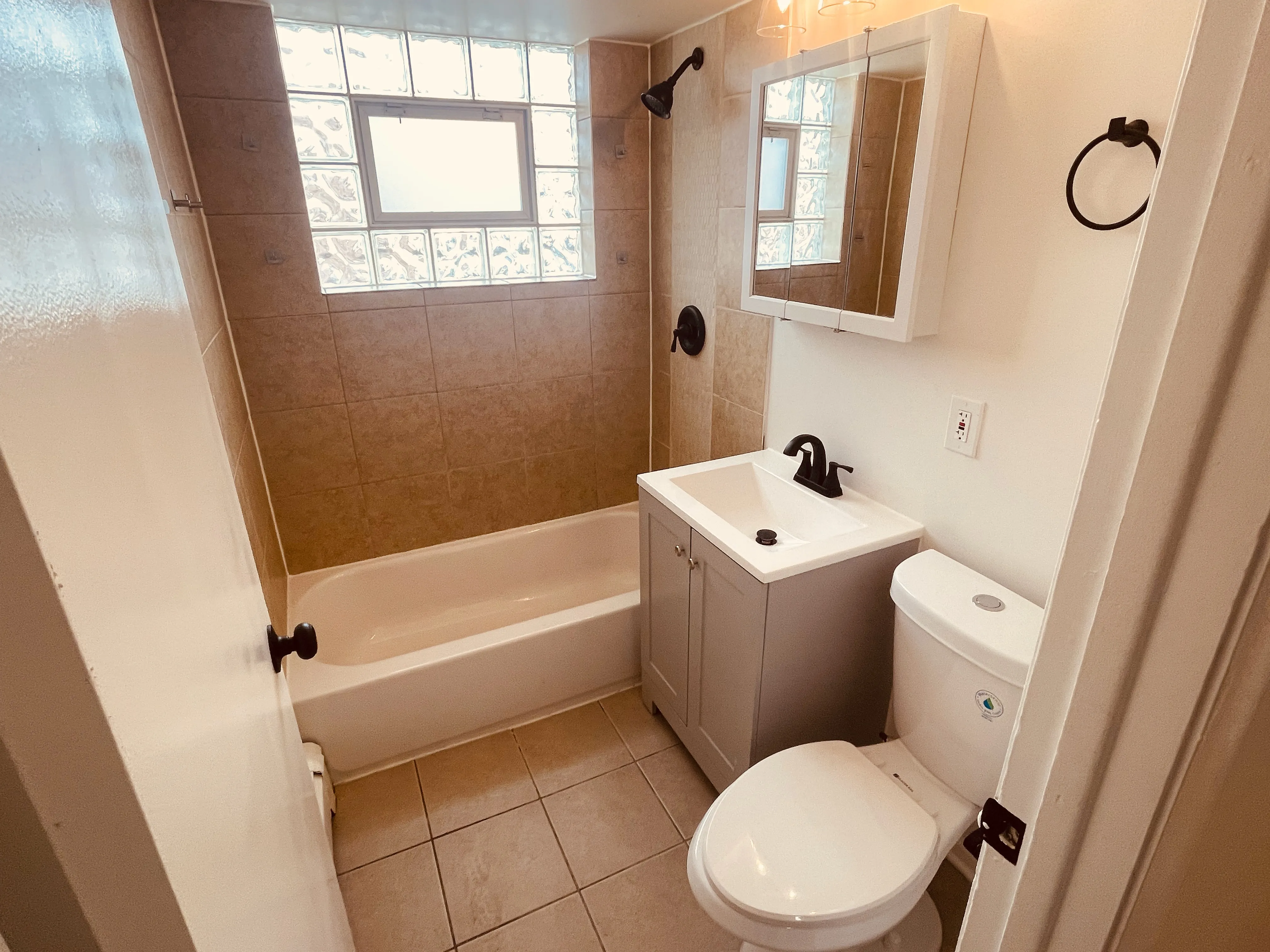 8921 S Cottage Grove Ave, ,  60619, USA 60619-unit#3E-Chicago-IL