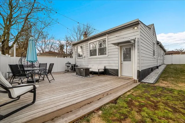 705 State St, ,  60439, USA 60439-Lemont-IL