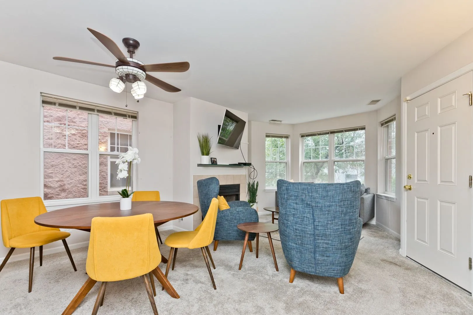 1156 N Howe St, ,  60610, USA 60610-unit#B-Chicago-IL