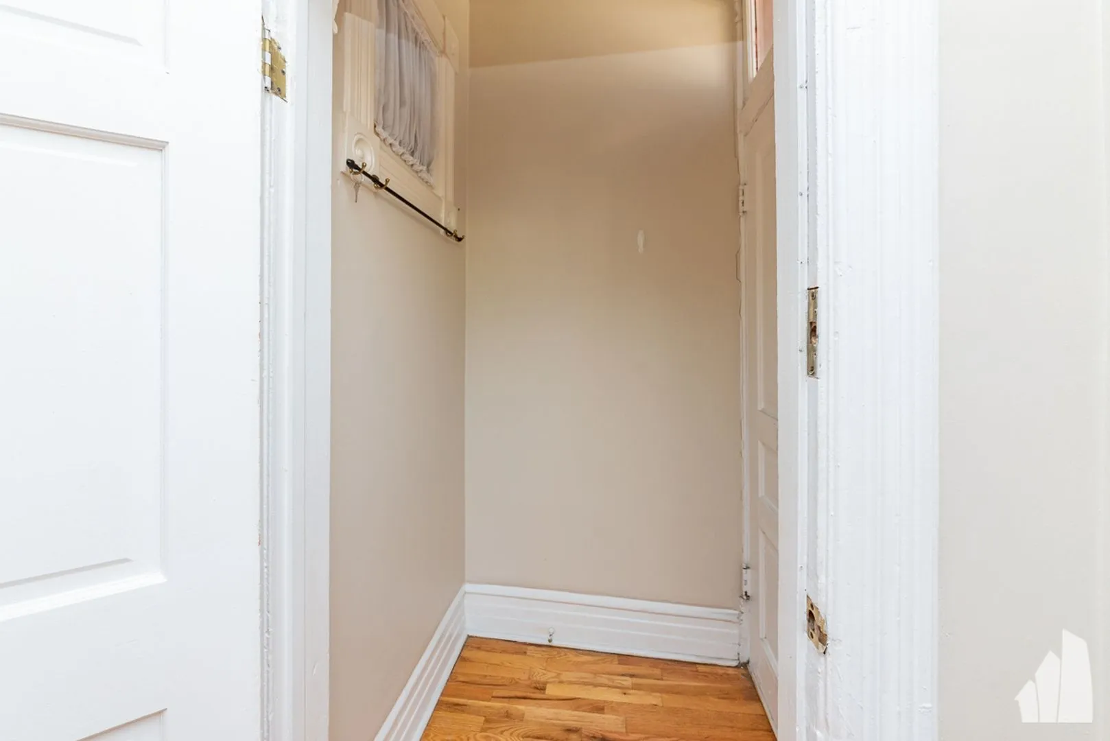 1431 W Belmont Ave, ,  60657, USA 60657-unit#1F-Chicago-IL