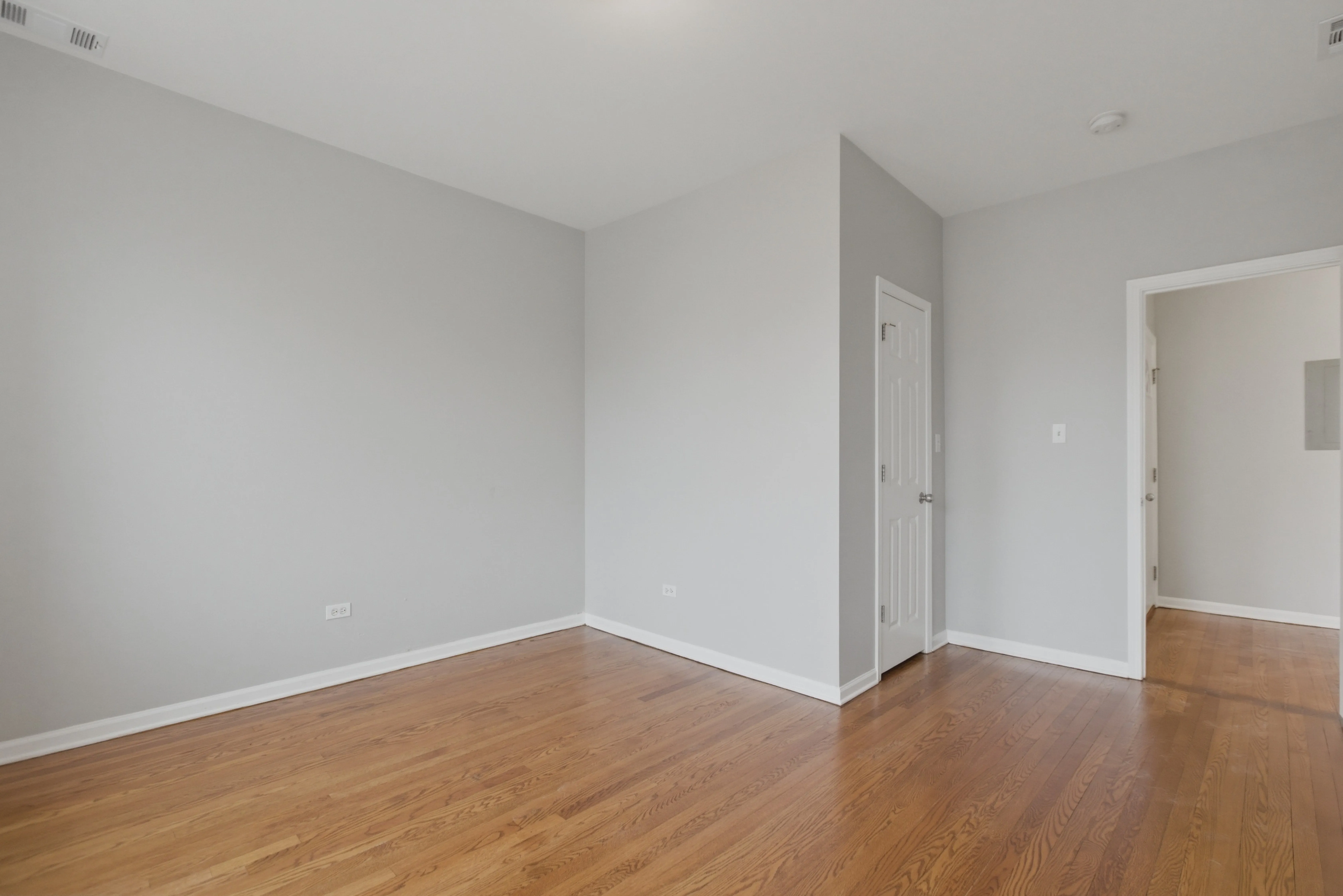 7039 Roosevelt Rd, ,  60402, USA 60402-unit#2F-Berwyn-IL