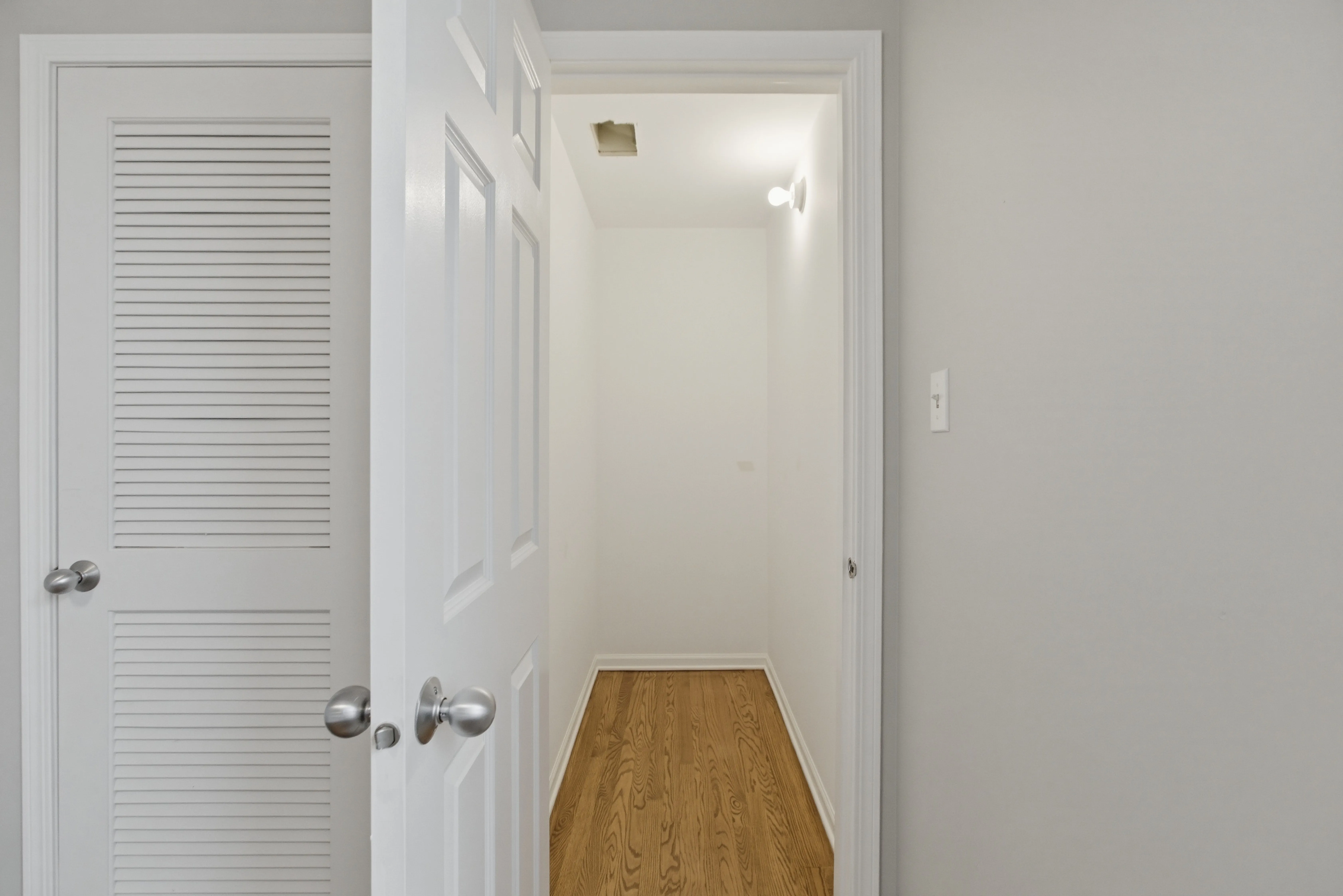 7039 Roosevelt Rd, ,  60402, USA 60402-unit#2F-Berwyn-IL