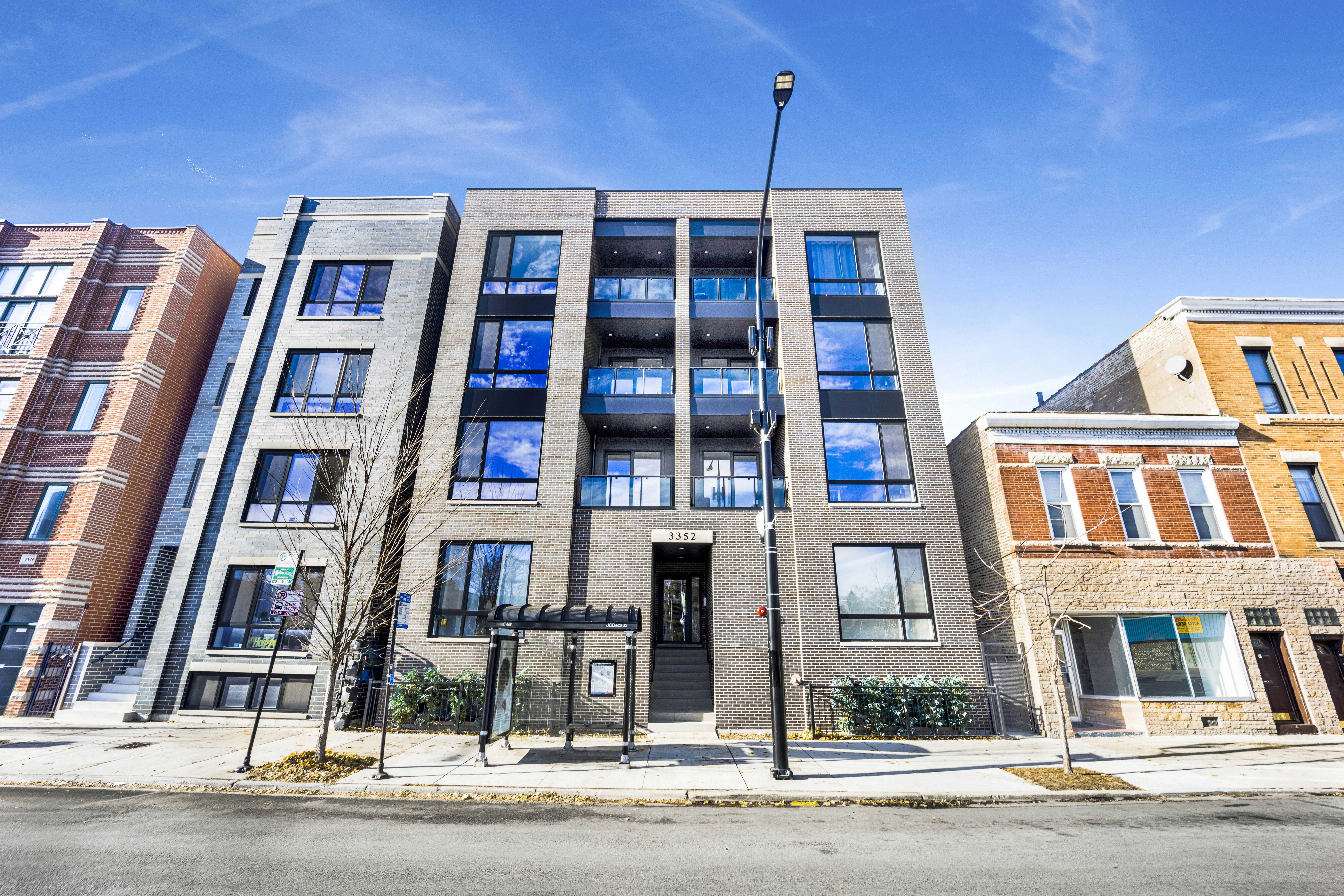 3352 N Ashland Ave, , 60657, USA 60657-unit#2S-Chicago-IL
