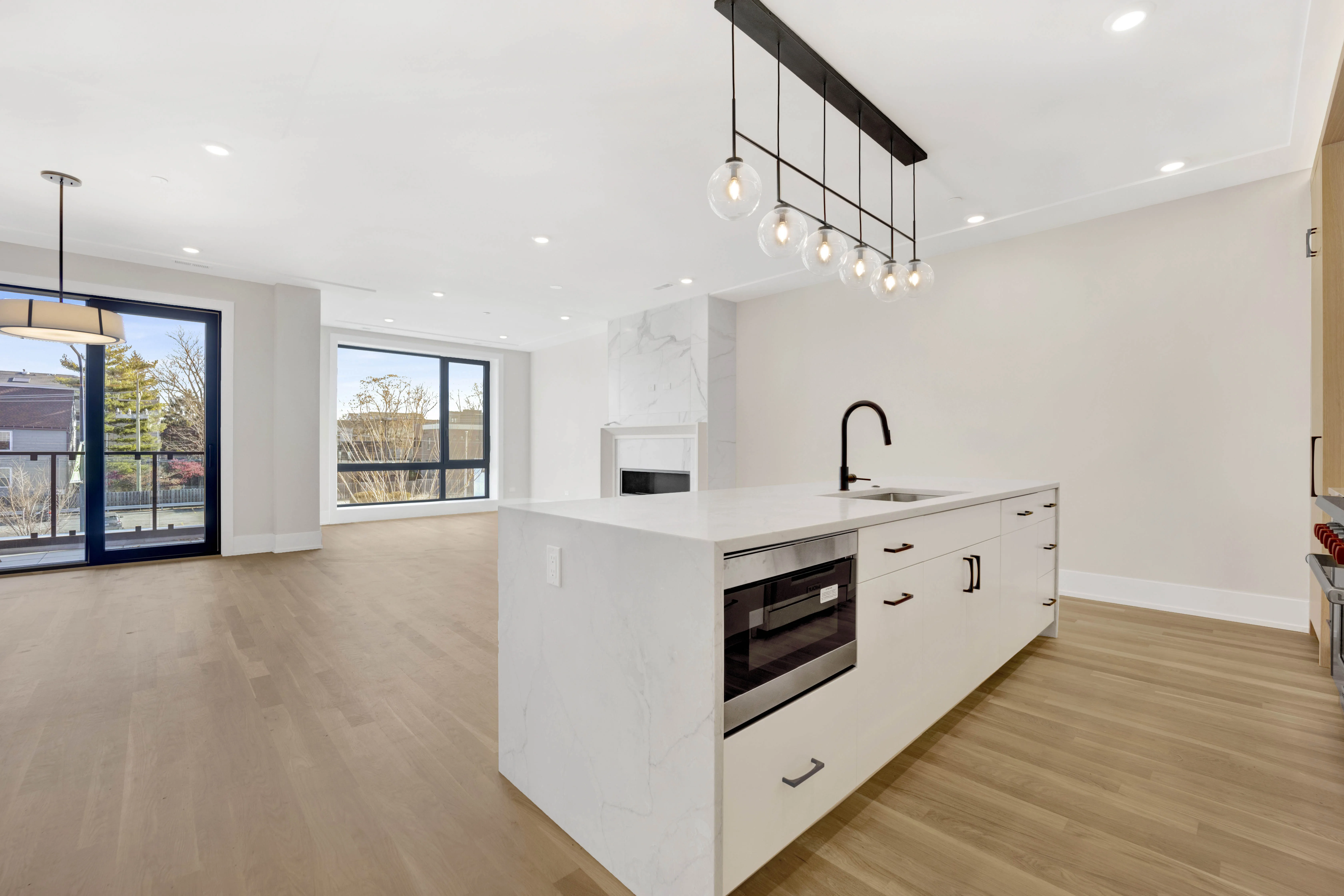 3352 N Ashland Ave, ,  60657, USA 60657-unit#2S-Chicago-IL
