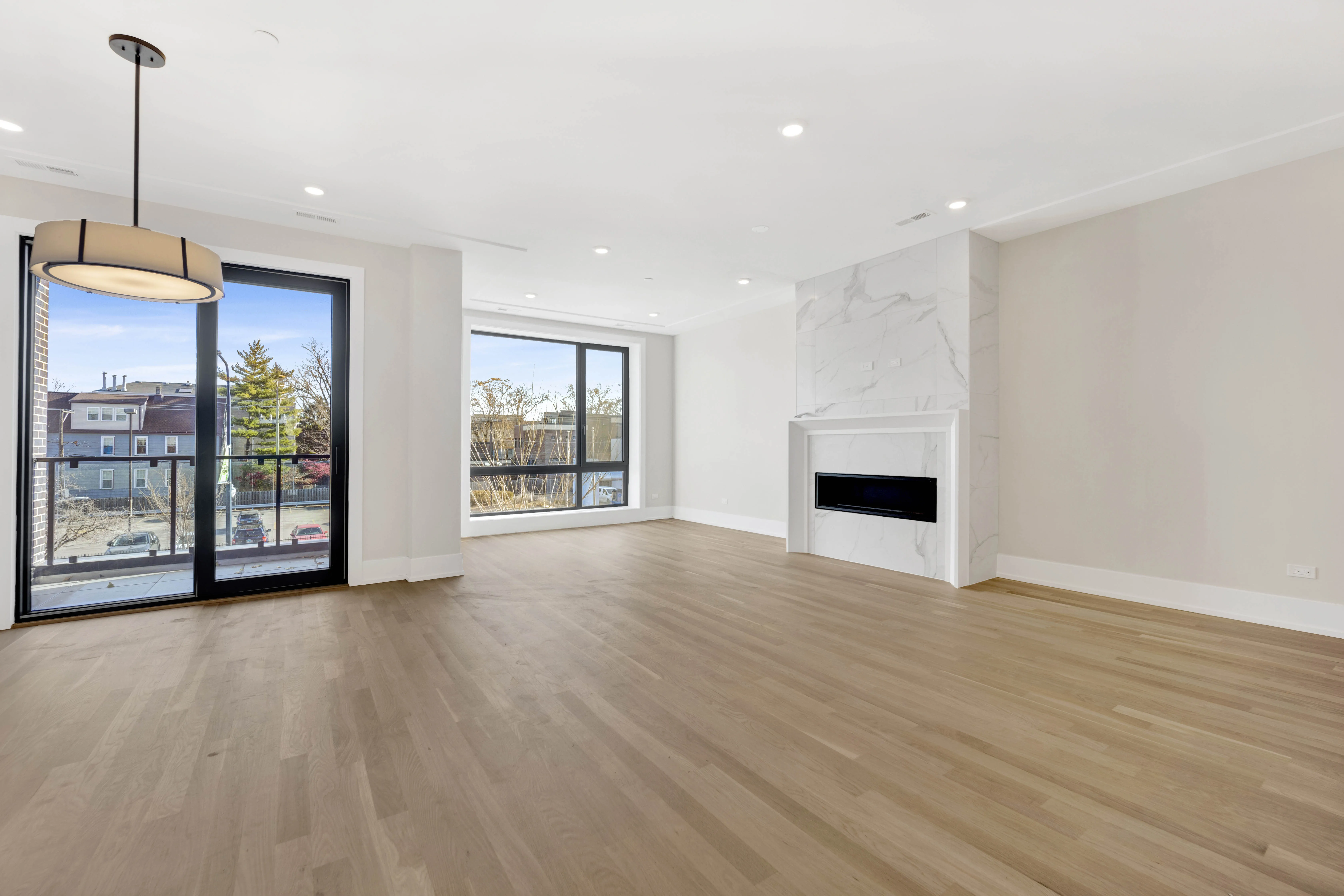 3352 N Ashland Ave, ,  60657, USA 60657-unit#2S-Chicago-IL