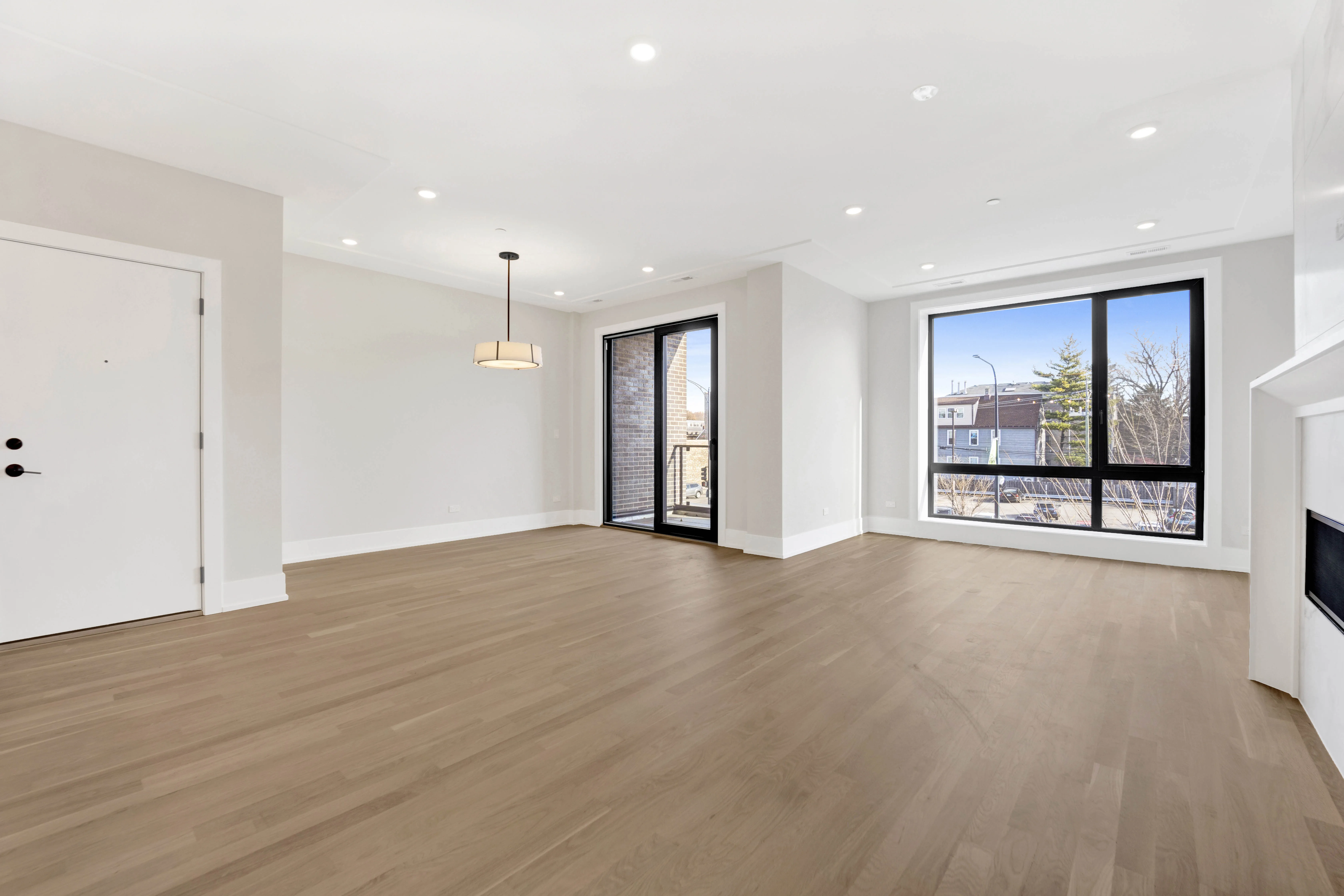 3352 N Ashland Ave, ,  60657, USA 60657-unit#2S-Chicago-IL