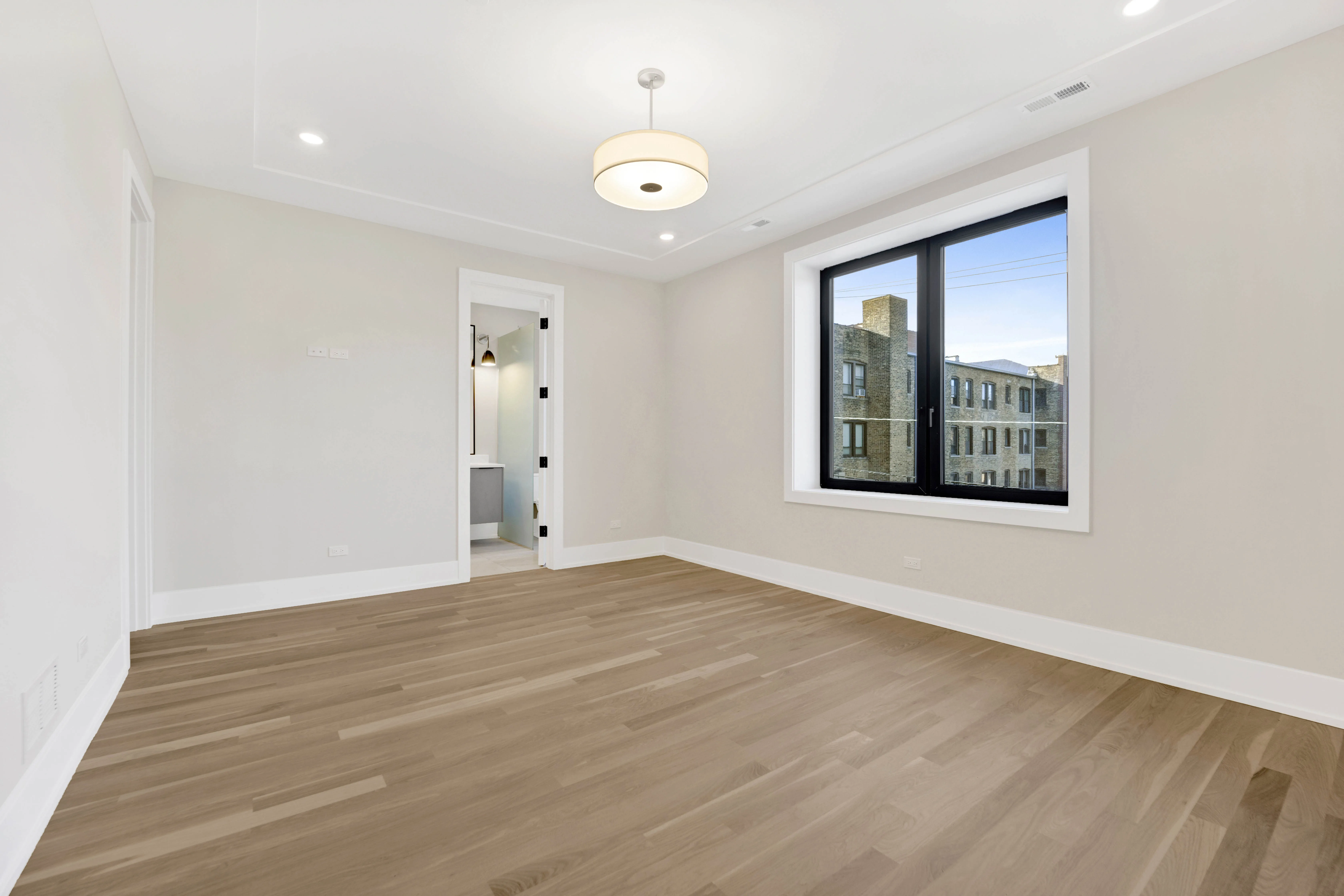 3352 N Ashland Ave, ,  60657, USA 60657-unit#2S-Chicago-IL
