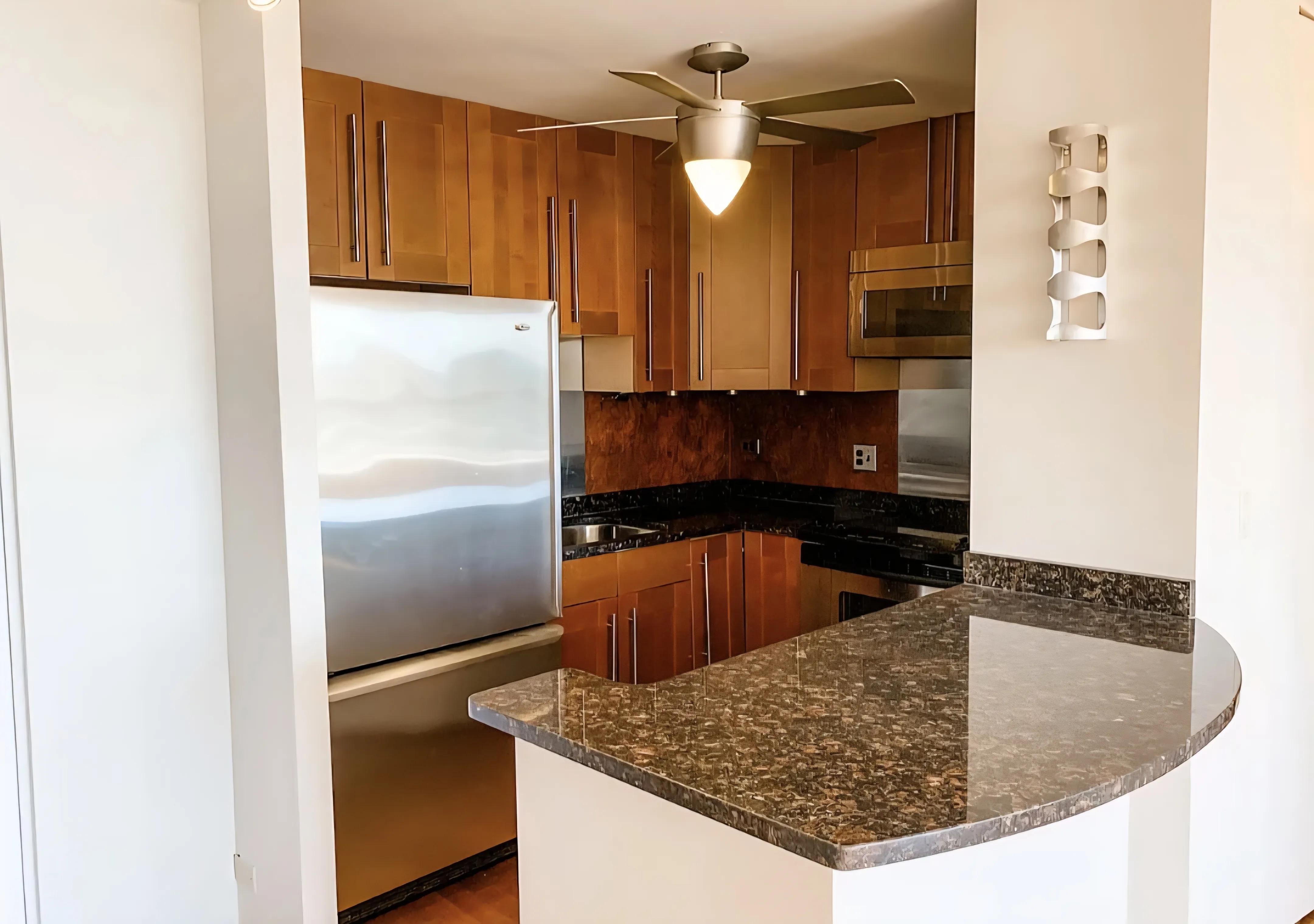 70 W Burton Pl, , 60610, USA 60610-unit#1608-Chicago-IL