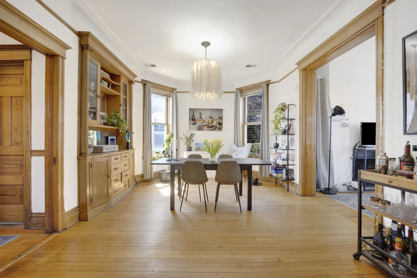 3135 N Clifton Ave, , 60657, USA 60647-unit#2-Chicago-IL