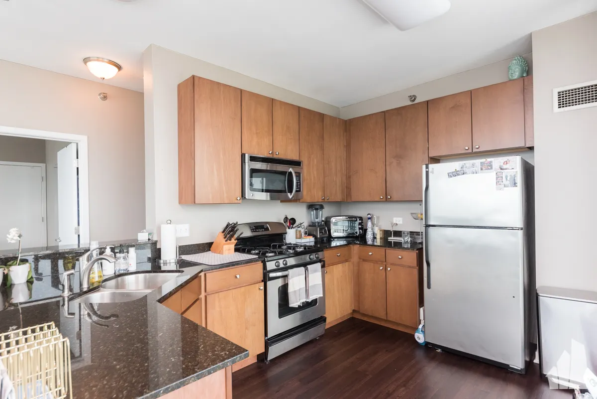 757 N Orleans St, ,  60654, USA 60654-unit#2009-Chicago-IL