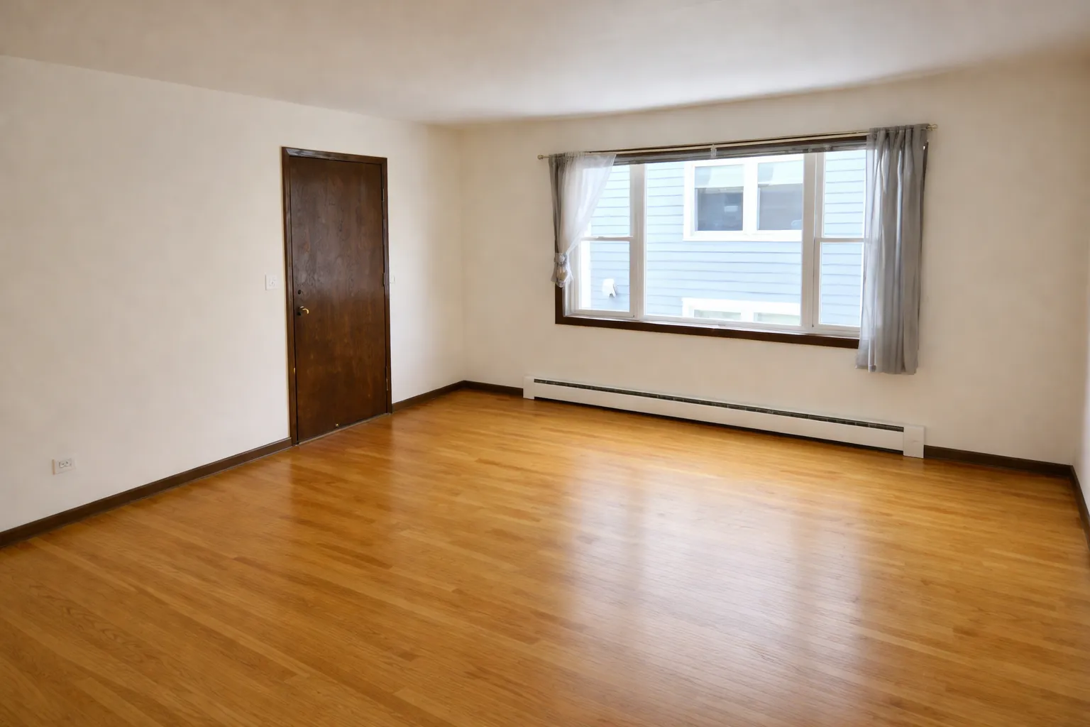 4526 N Seeley Ave, ,  60625, USA 60625-unit#2E-Chicago-IL