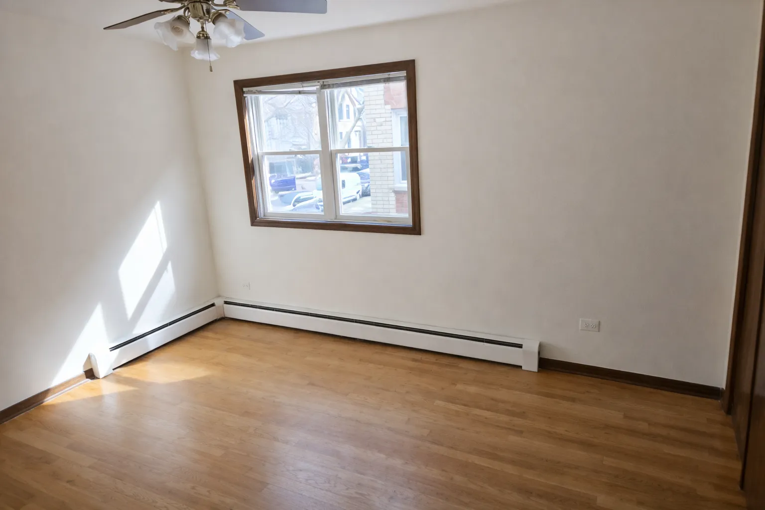 4526 N Seeley Ave, ,  60625, USA 60625-unit#2E-Chicago-IL