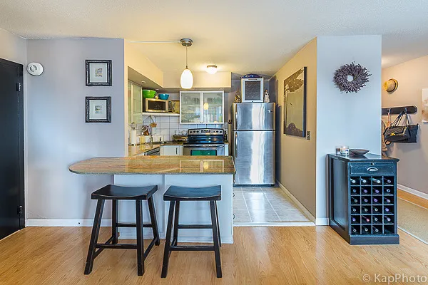 2740 N Pine Grove Ave, ,  60614, USA 60614-unit#4F-Chicago-IL