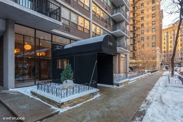 2740 N Pine Grove Ave, ,  60614, USA 60614-unit#4F-Chicago-IL