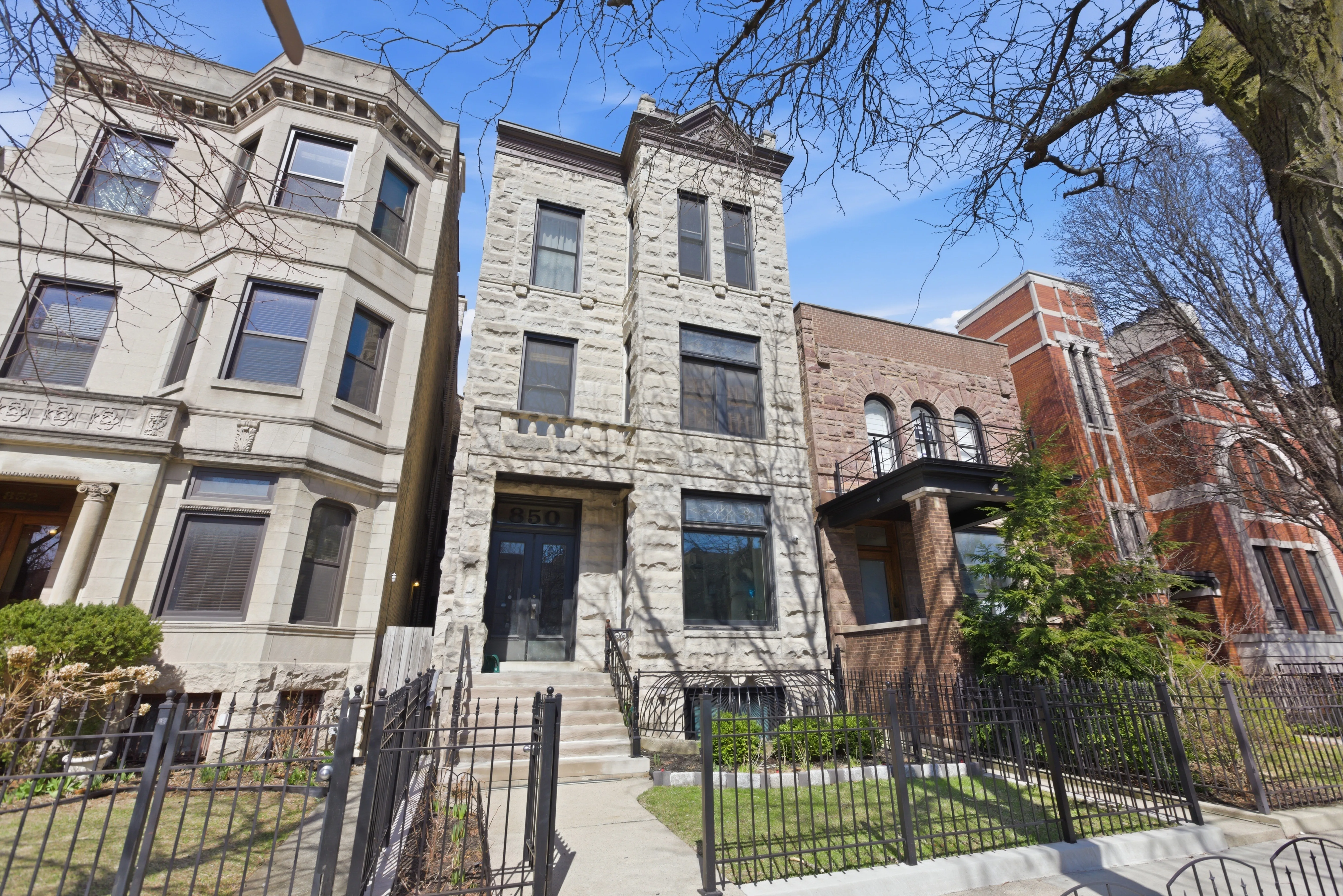 850 W Oakdale Ave, , 60657, USA 60657-unit#3-Chicago-IL