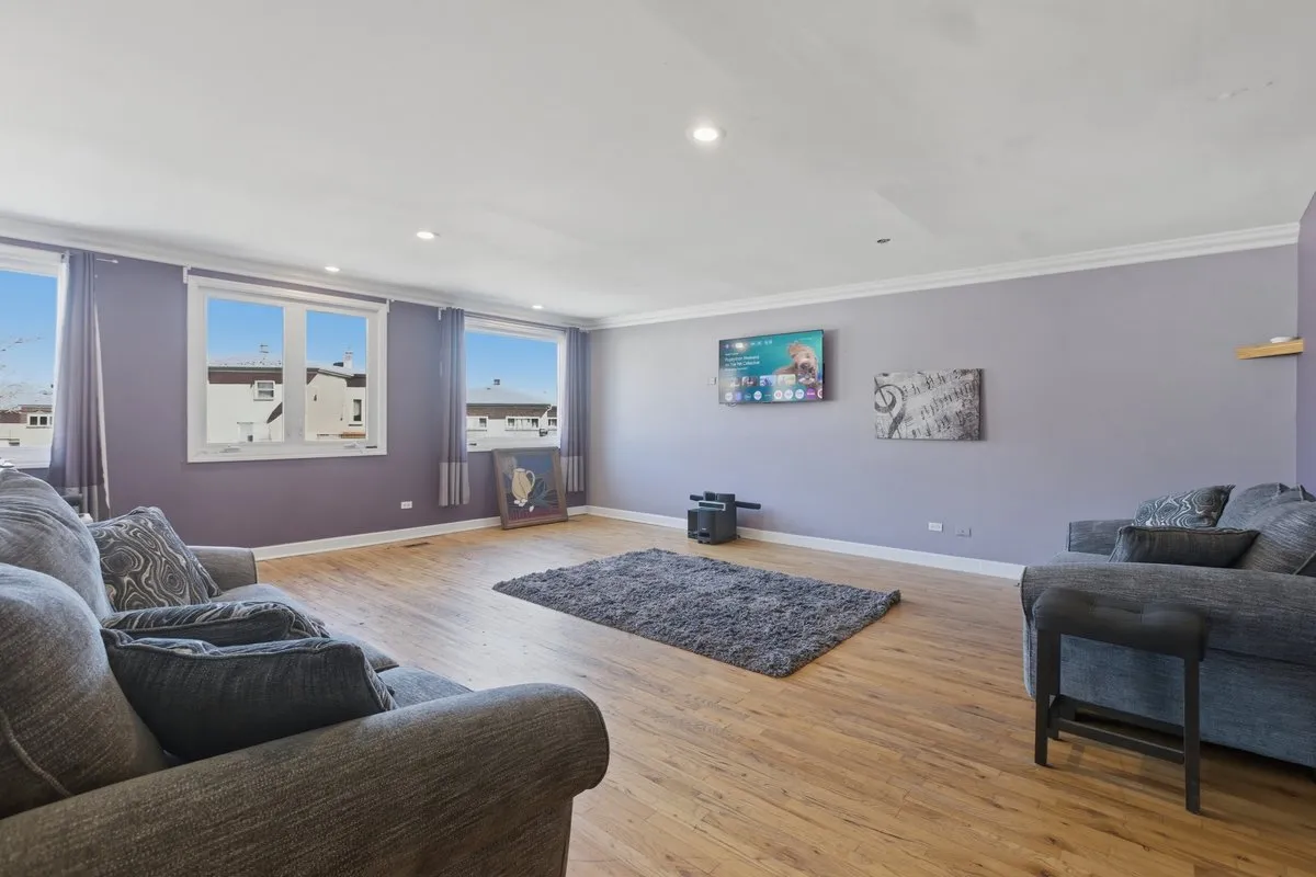 1050 N Milwaukee Ave, ,  60642, USA 60622-unit#2-Chicago-IL