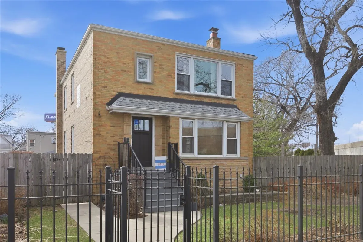3018 N Whipple St, , 60618, USA 60618-unit#2-Chicago-IL