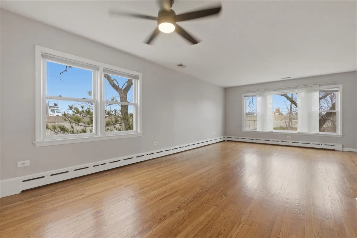 3018 N Whipple St, , 60618, USA 60618-unit#2-Chicago-IL