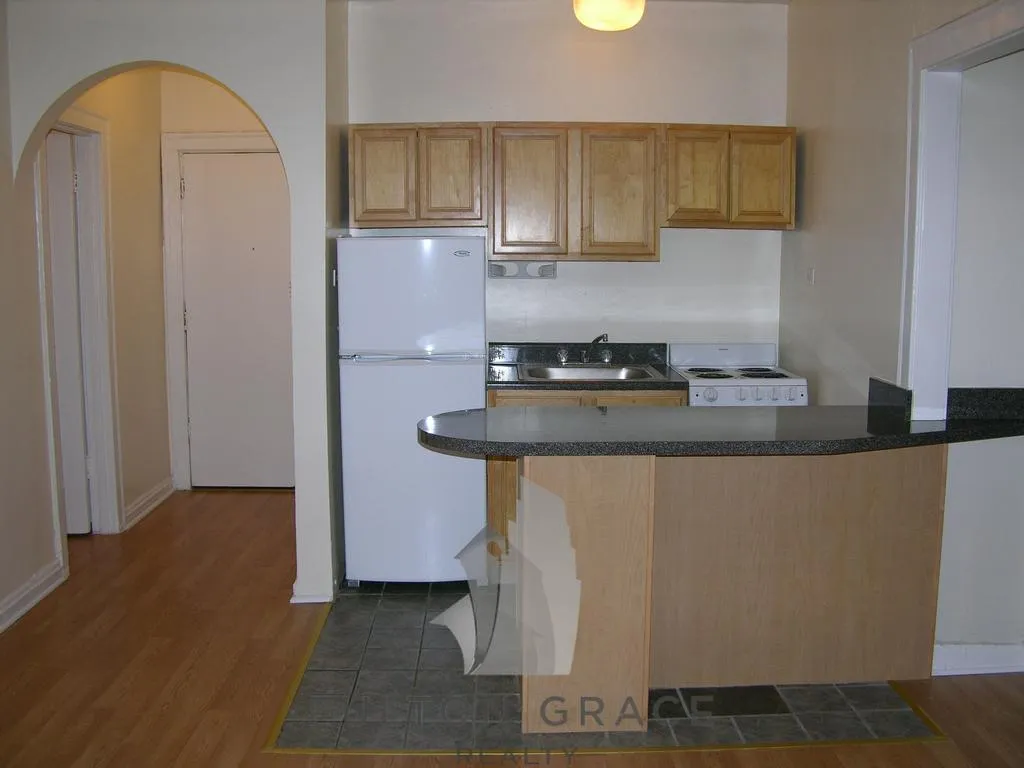 4521 Malden St, , 60640, USA 60640-unit#404-Chicago-IL