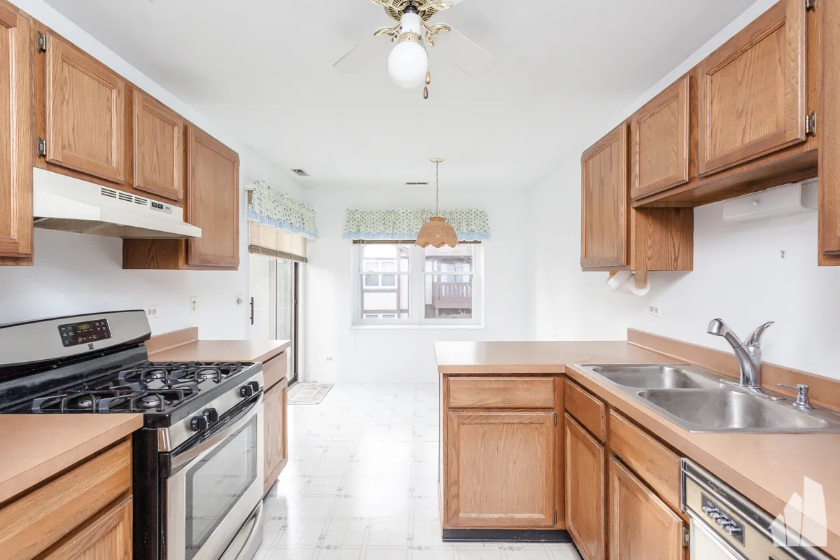 2630 Northampton Dr APT A2, ,  60008, USA 60008-unit#A2-Rolling Meadows-IL