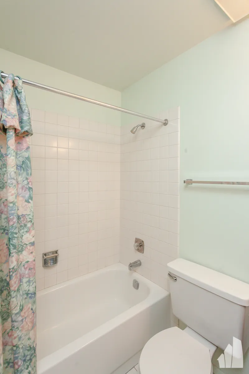 2630 Northampton Dr APT A2, ,  60008, USA 60008-unit#A2-Rolling Meadows-IL