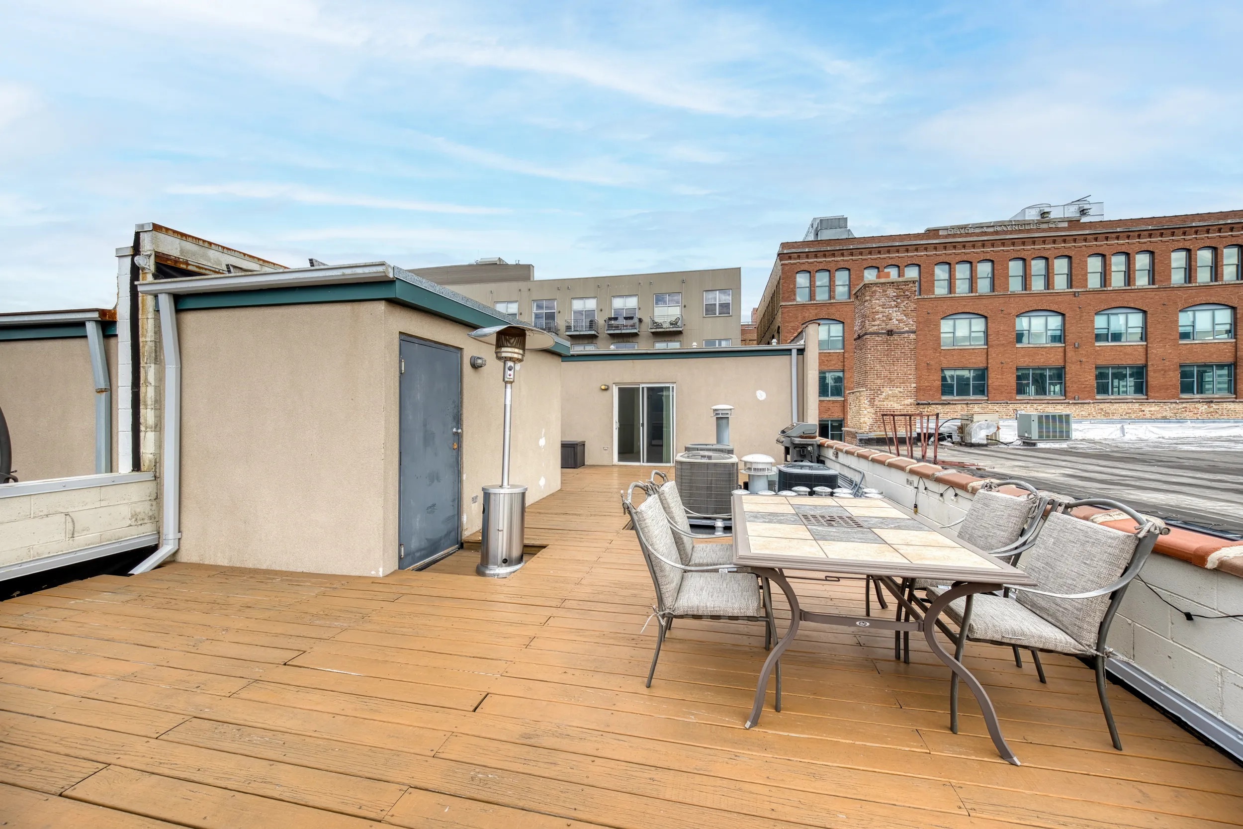 811 W Superior St, ,  60642, USA 60642-unit#4-Chicago-IL