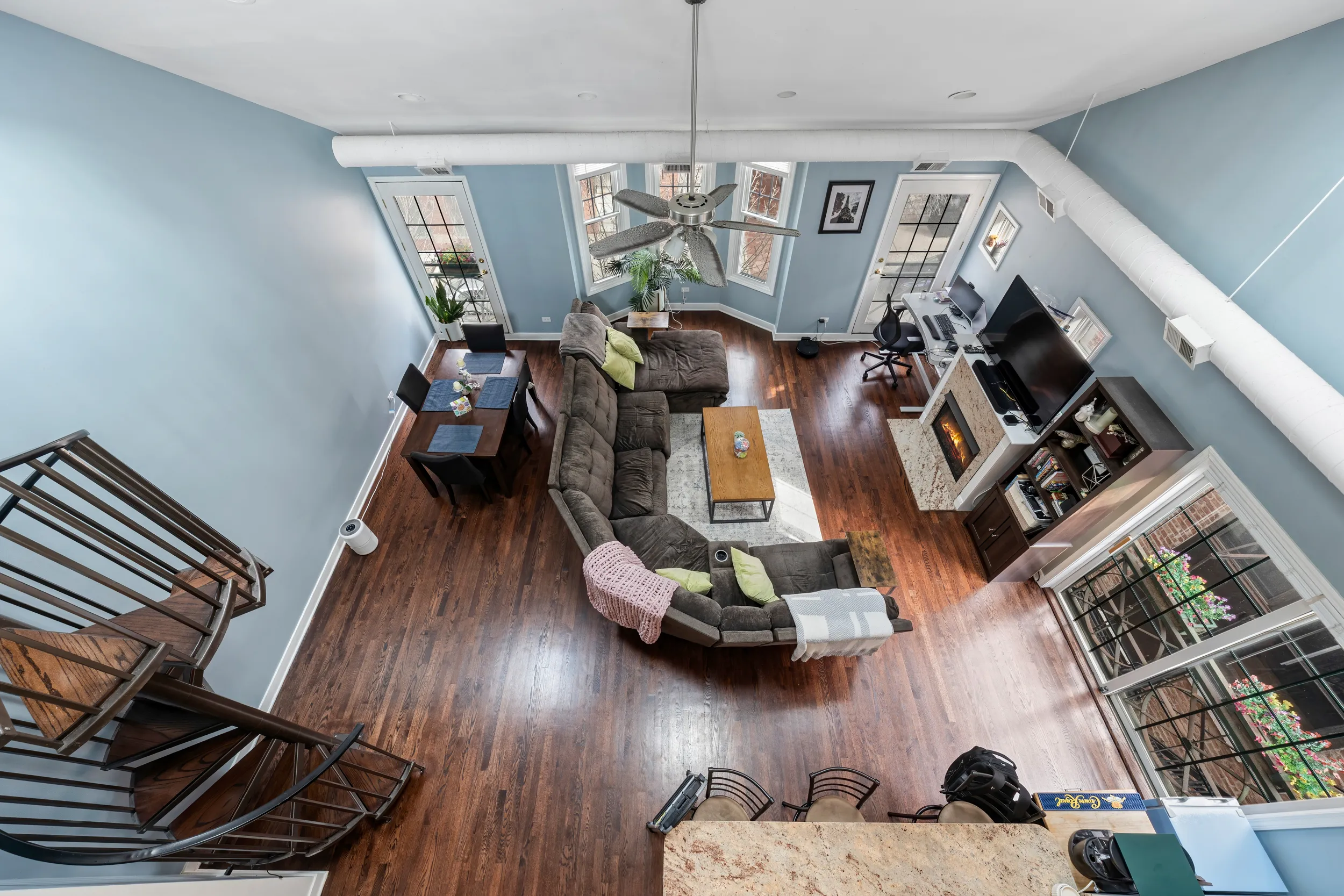 811 W Superior St, ,  60642, USA 60642-unit#4-Chicago-IL