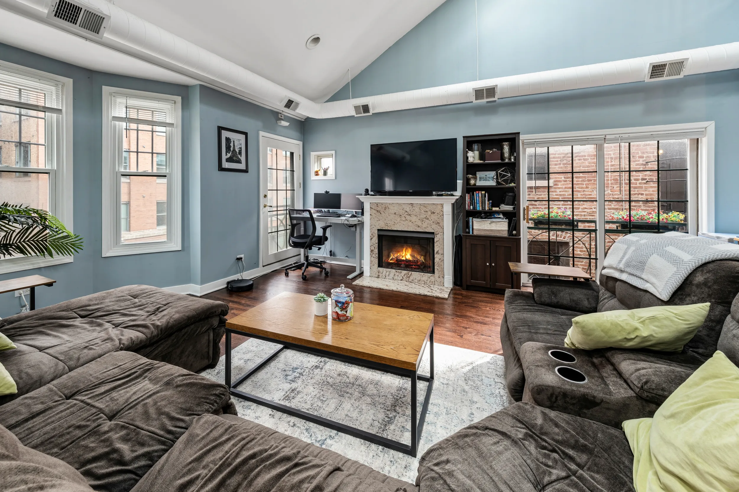 811 W Superior St, ,  60642, USA 60642-unit#4-Chicago-IL