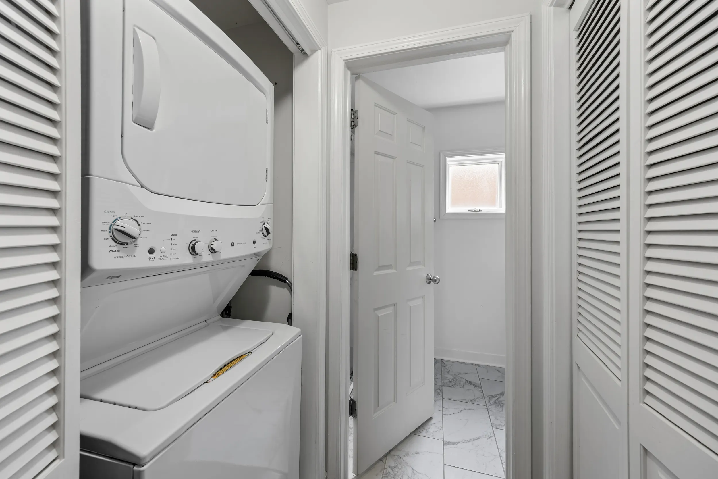 811 W Superior St, ,  60642, USA 60642-unit#4-Chicago-IL