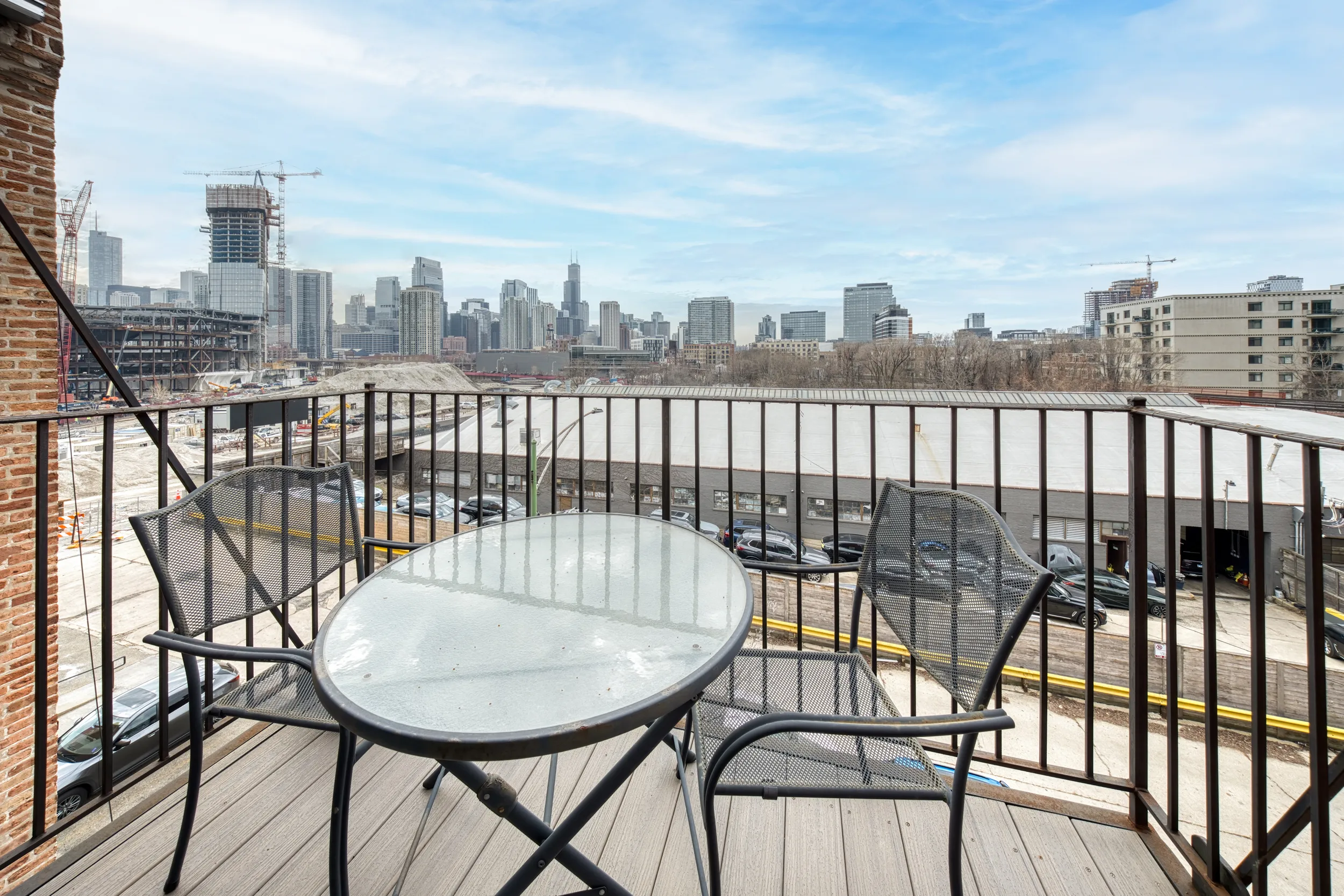 811 W Superior St, ,  60642, USA 60642-unit#4-Chicago-IL