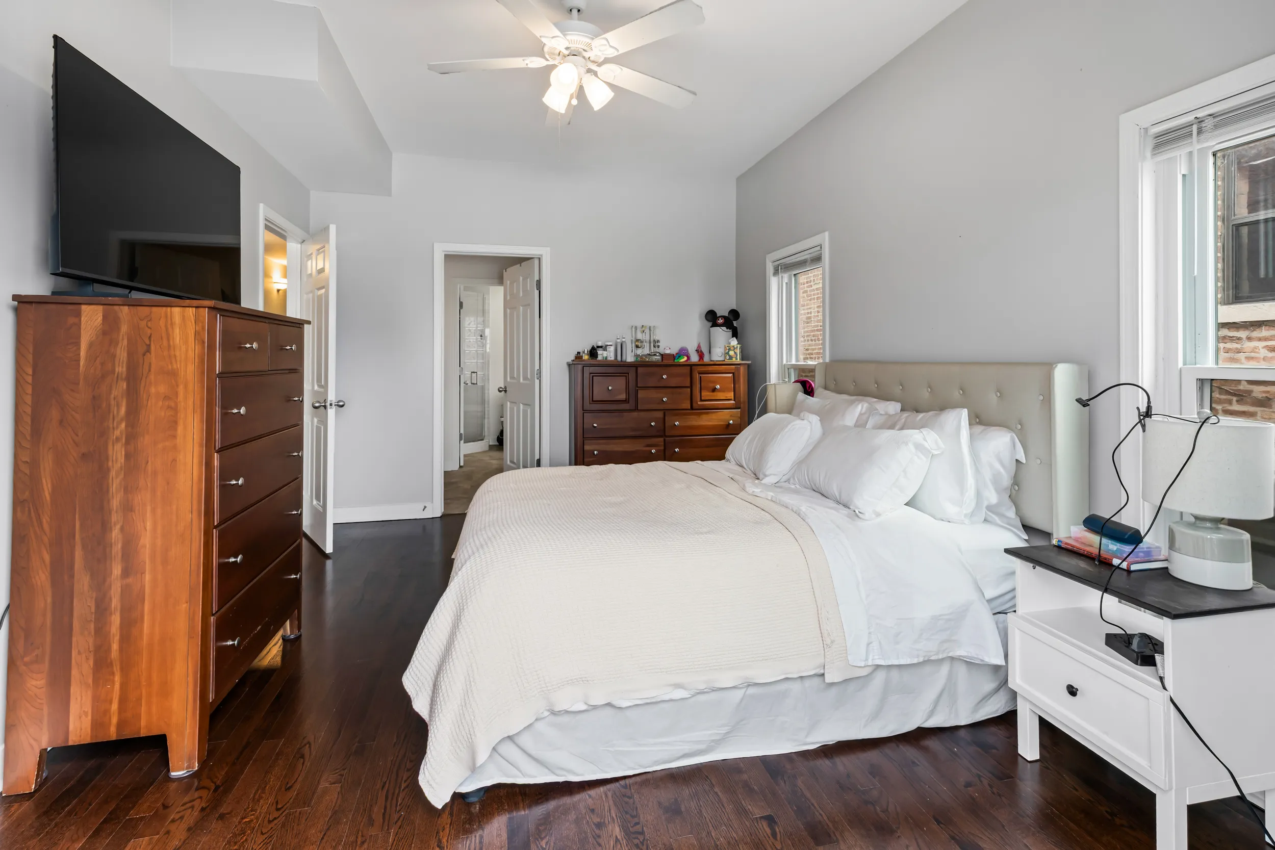 811 W Superior St, ,  60642, USA 60642-unit#4-Chicago-IL