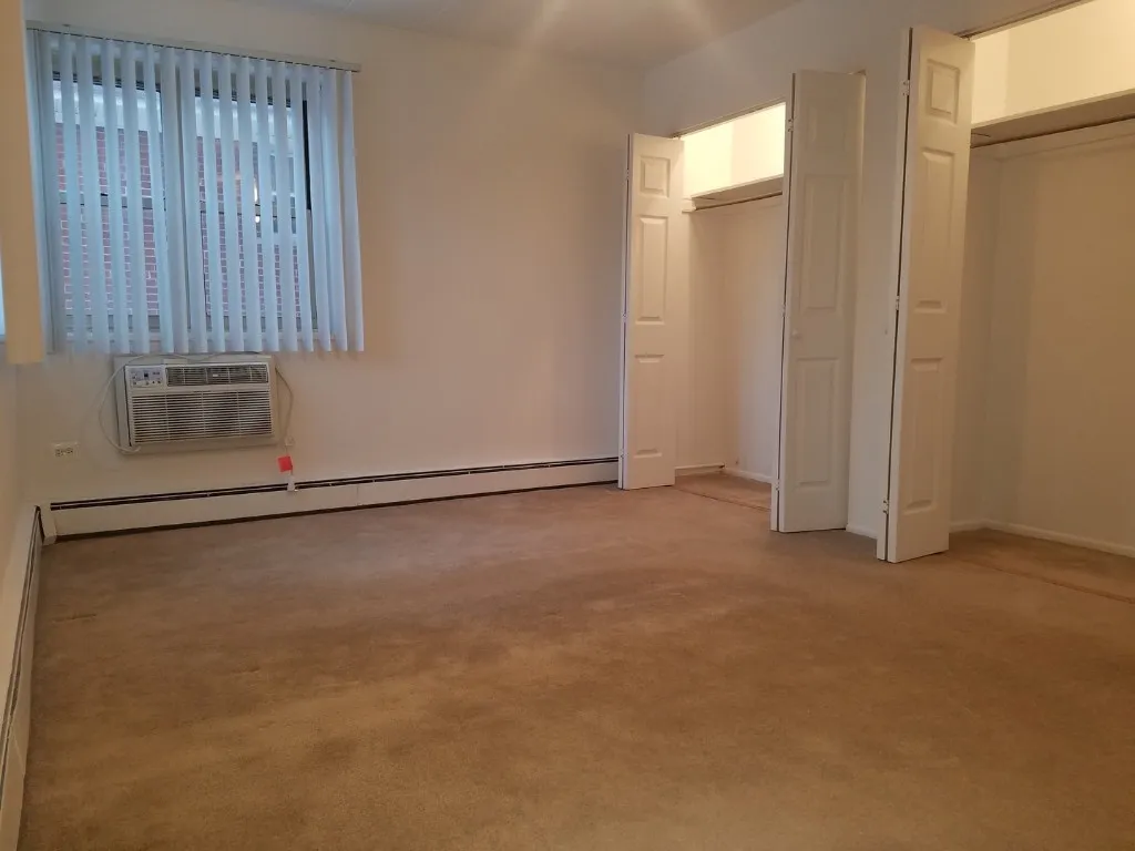 1447 W Touhy Ave, ,  60626, USA 60626-unit#202-Chicago-IL