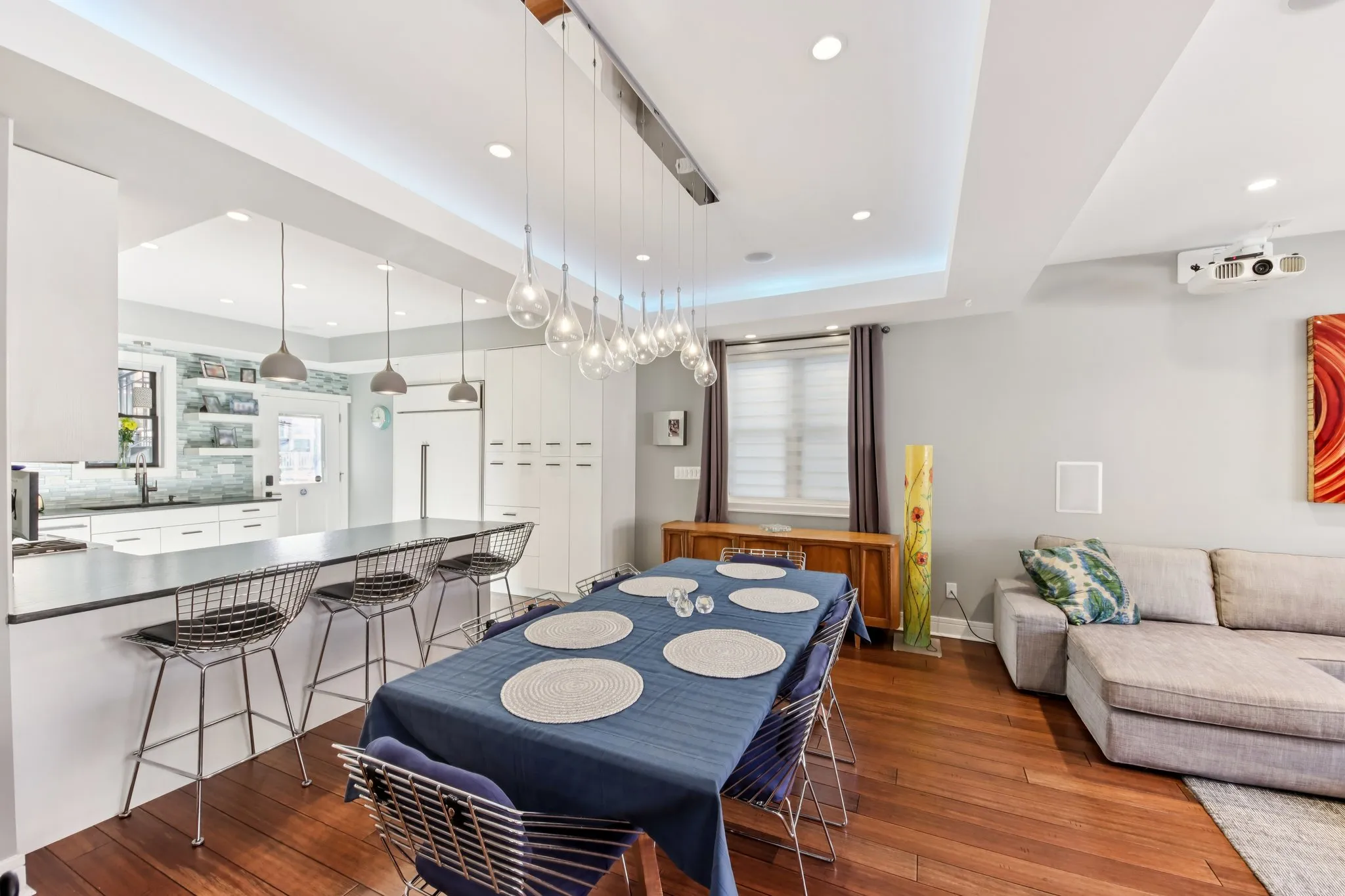 1717 N Hudson Ave, ,  60614, USA 60614-Chicago-IL