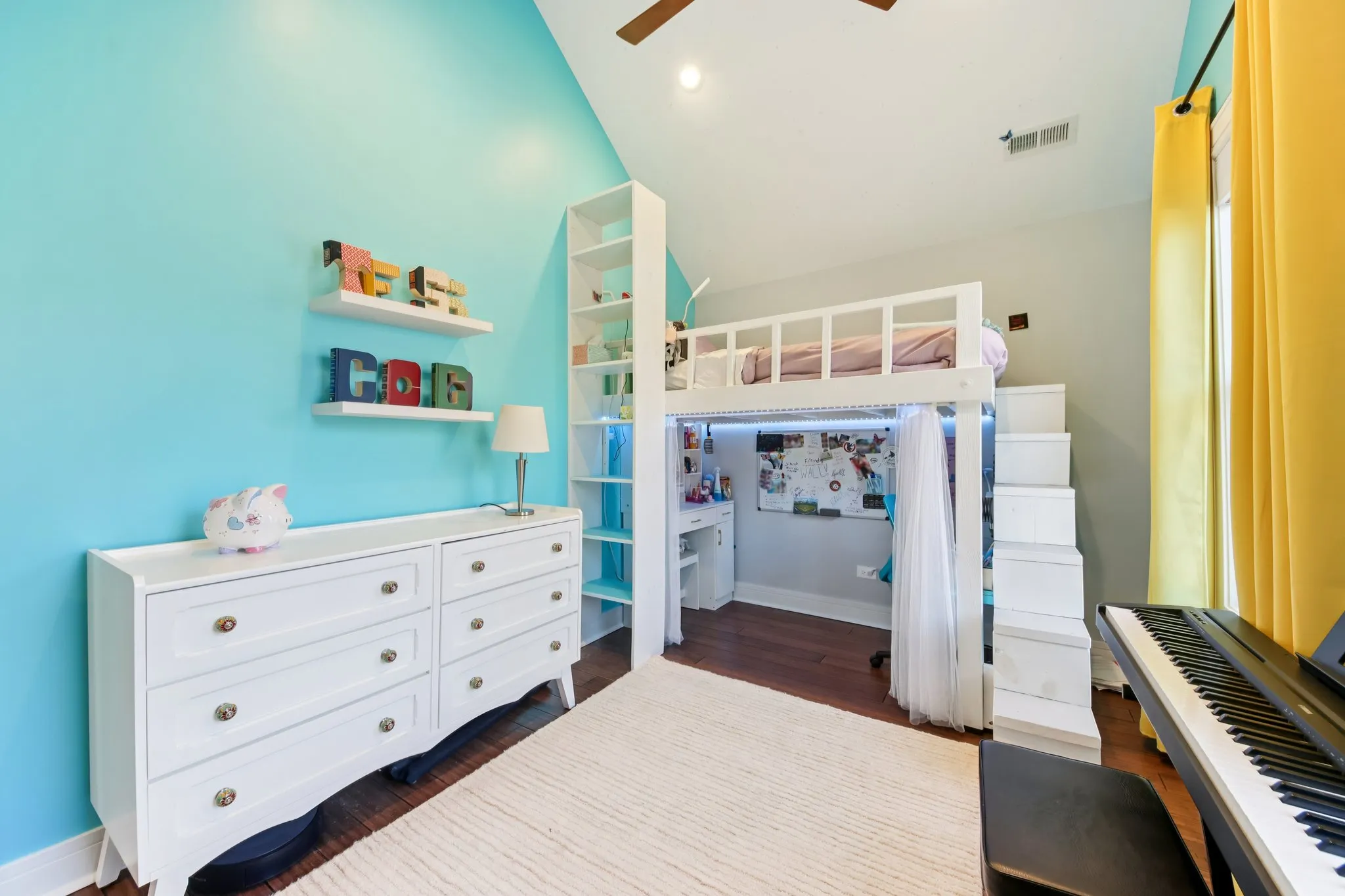 1717 N Hudson Ave, ,  60614, USA 60614-Chicago-IL