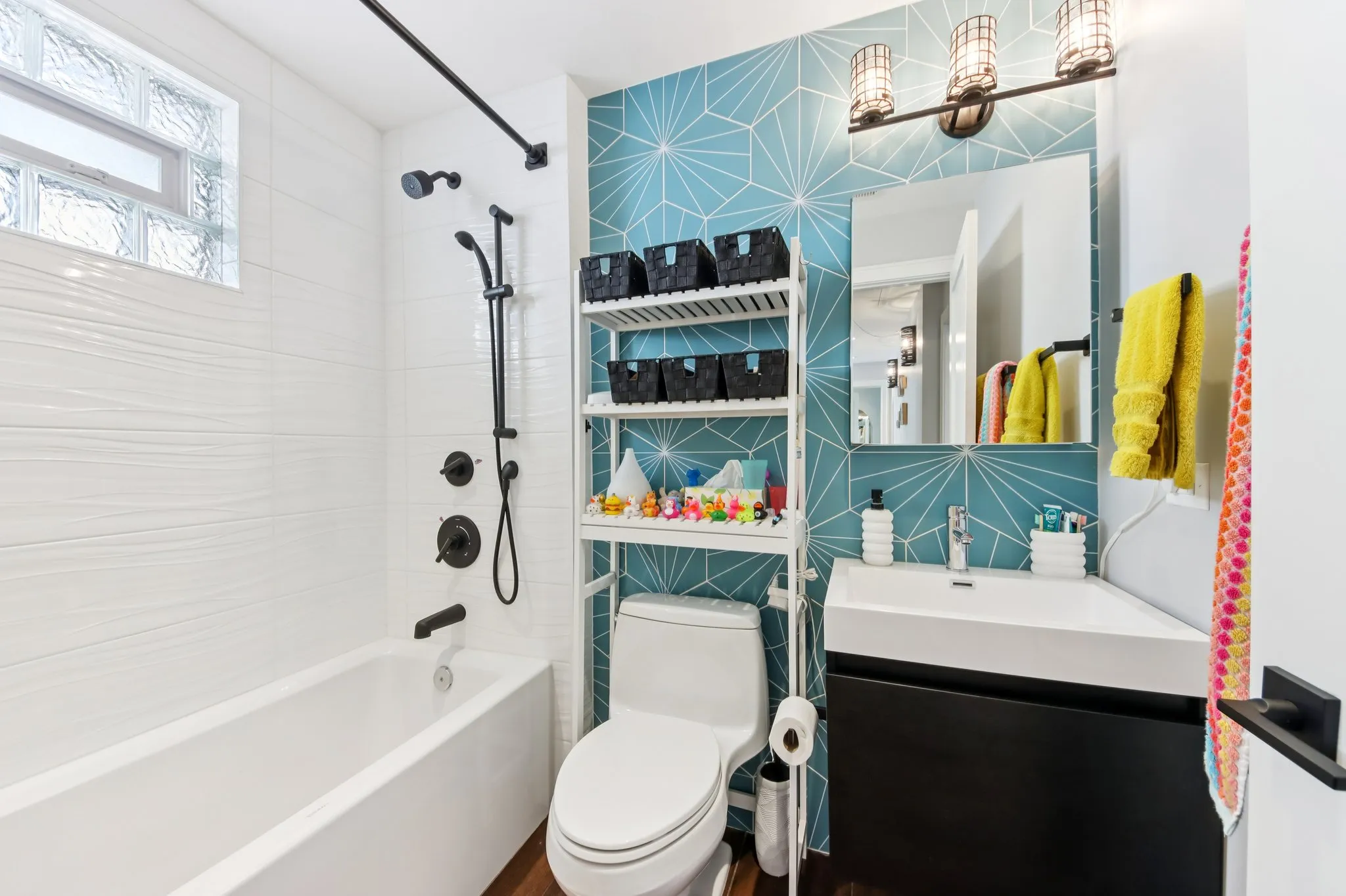 1717 N Hudson Ave, ,  60614, USA 60614-Chicago-IL