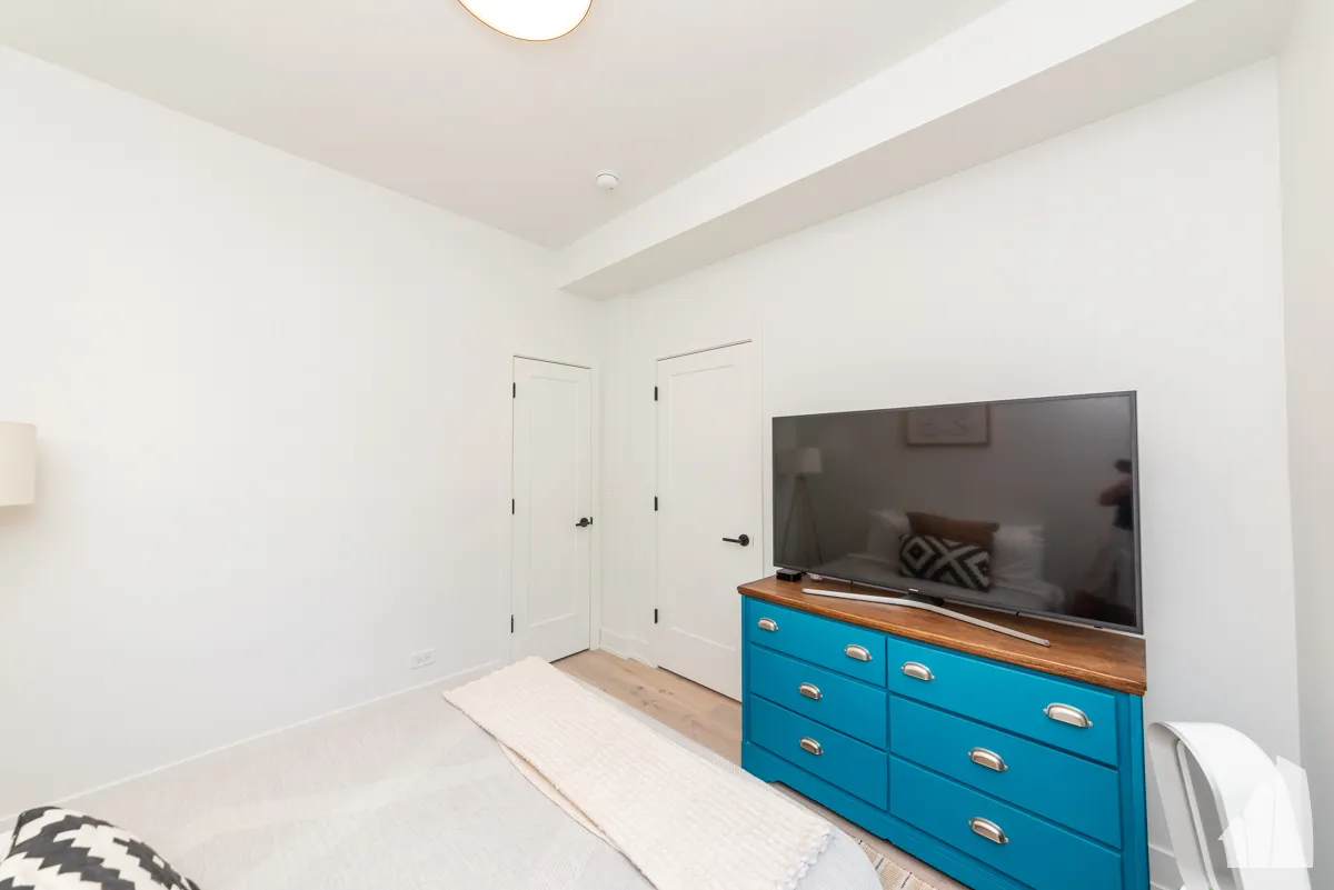 1336 W Bryn Mawr Ave, ,  60660, USA 60660-unit#3F-Chicago-IL