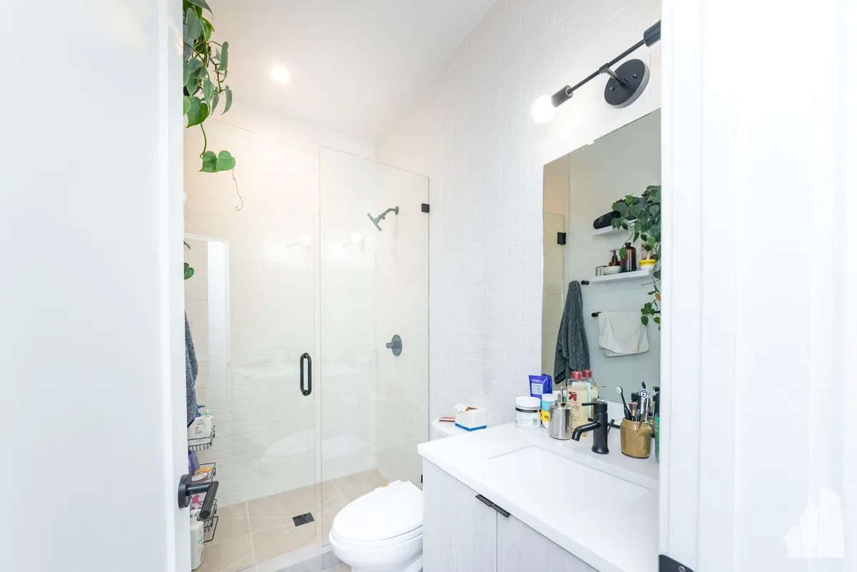 1336 W Bryn Mawr Ave, ,  60660, USA 60660-unit#3F-Chicago-IL