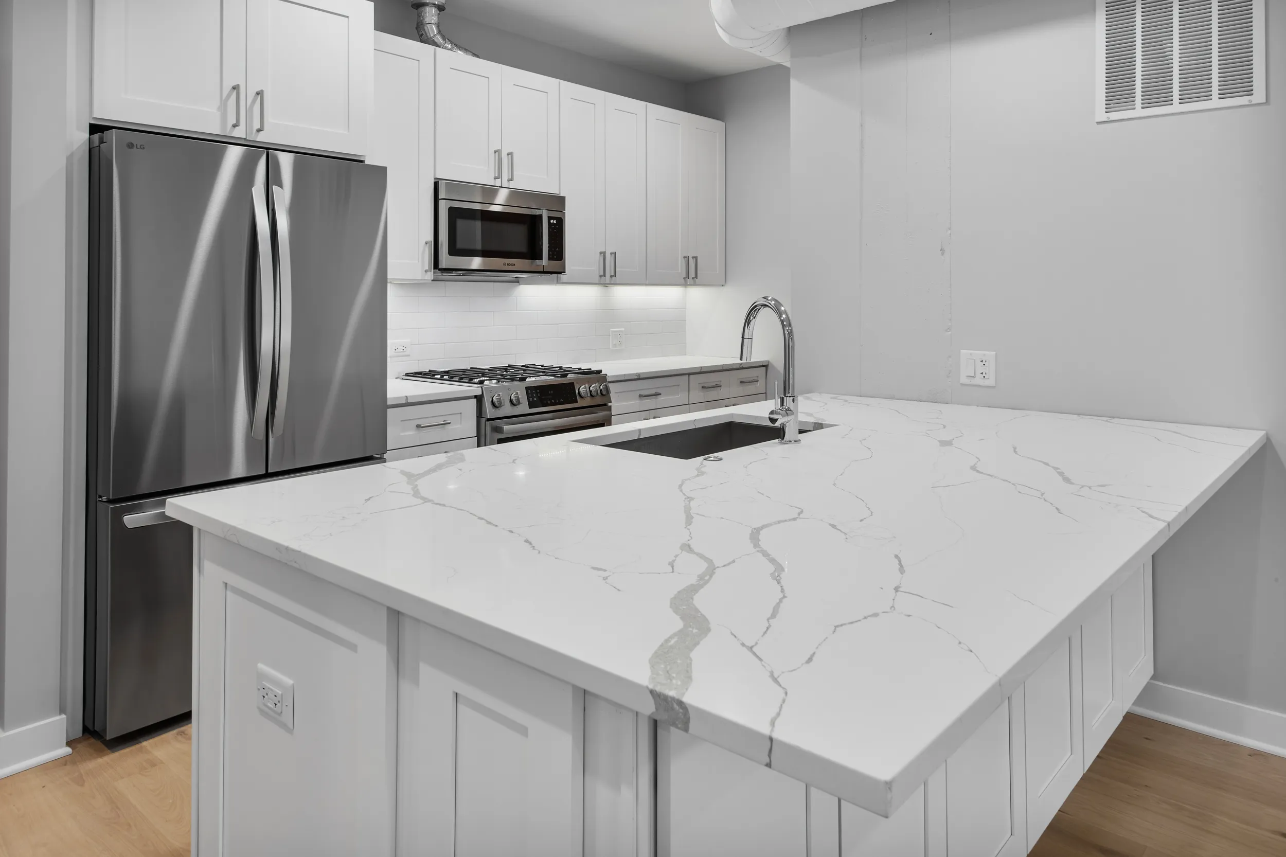 4637 N Ashland Ave, ,  60640, USA 60640-unit#302-Chicago-IL