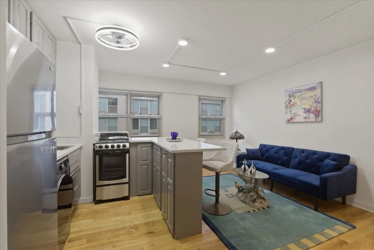 5630 N Sheridan Rd, ,  60660, USA 60660-unit#S1101-Chicago-IL