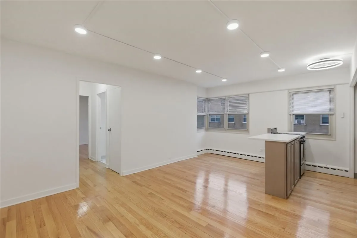 5630 N Sheridan Rd, ,  60660, USA 60660-unit#S1101-Chicago-IL
