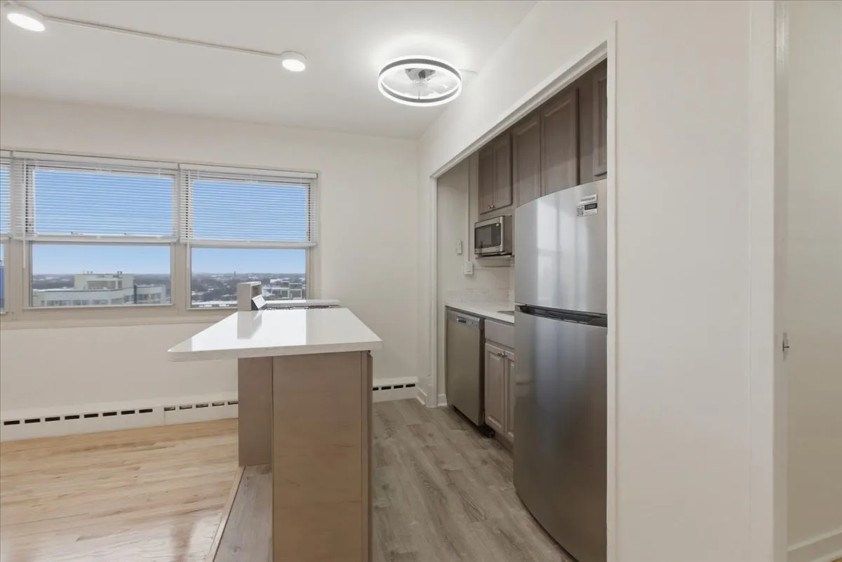 5630 N Sheridan Rd, , 60660, USA 60660-unit#S1109-Chicago-IL