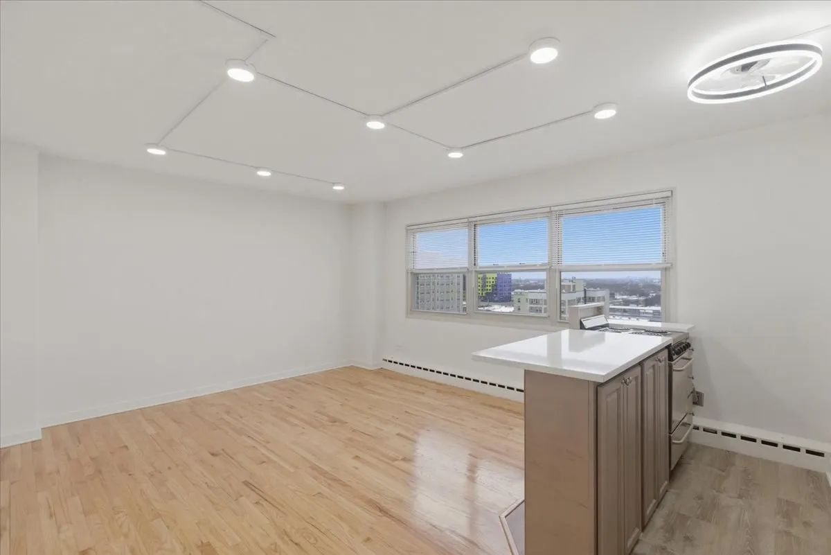 5630 N Sheridan Rd, , 60660, USA 60660-unit#S1109-Chicago-IL