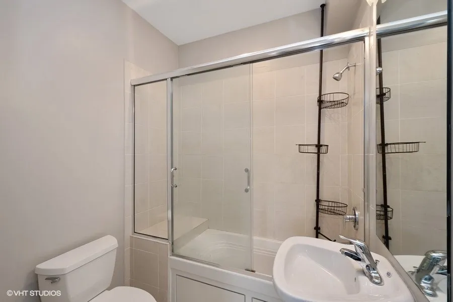 1458 N Artesian Ave, ,  60622, USA 60622-unit#E-Chicago-IL