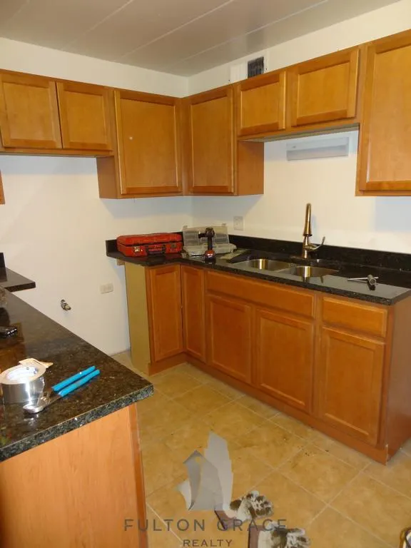 6011 N Winthrop Ave, , 60660, USA 60660-unit#101-Chicago-IL